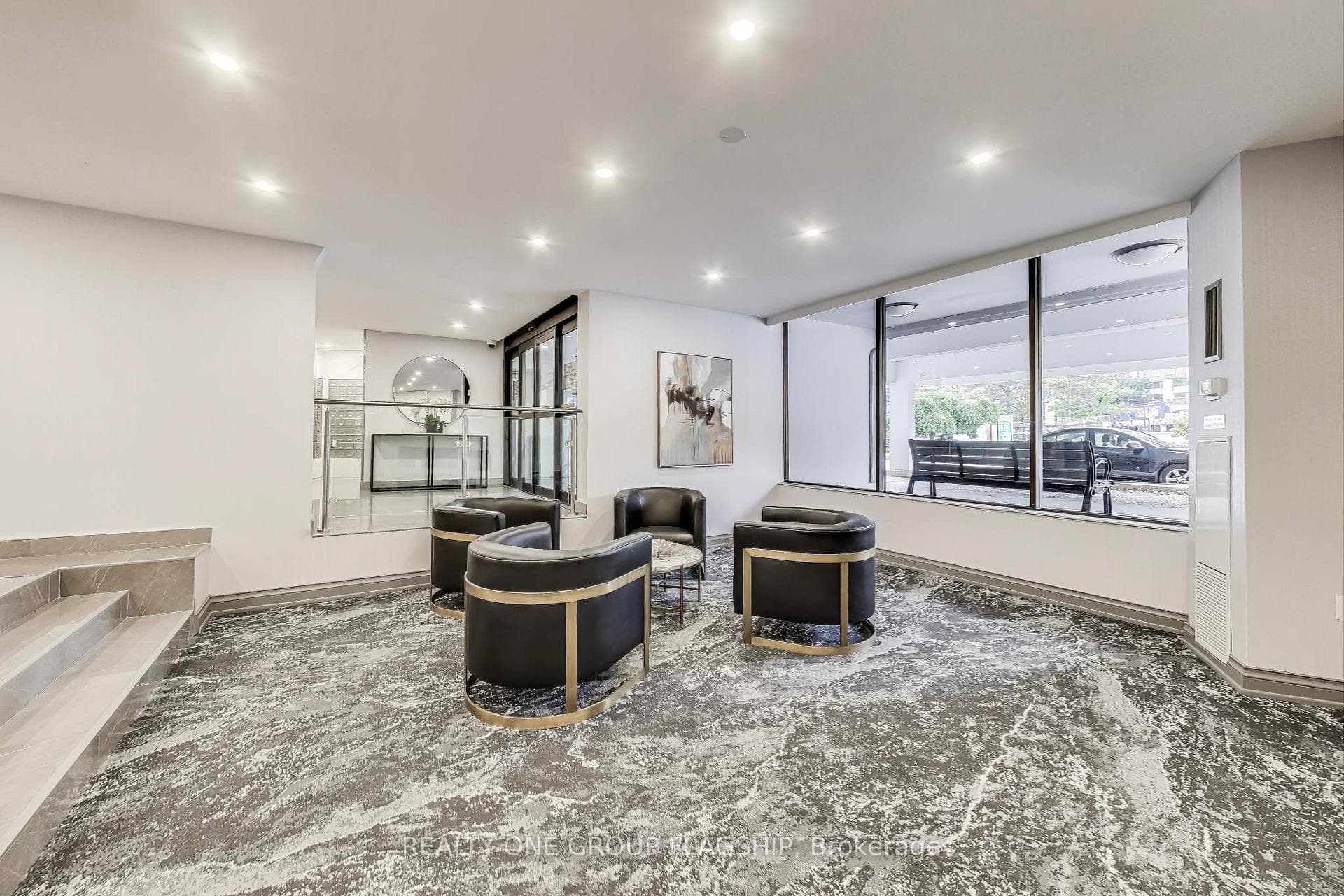 10 Edgecliff Golfway Unit 1009 photo 5