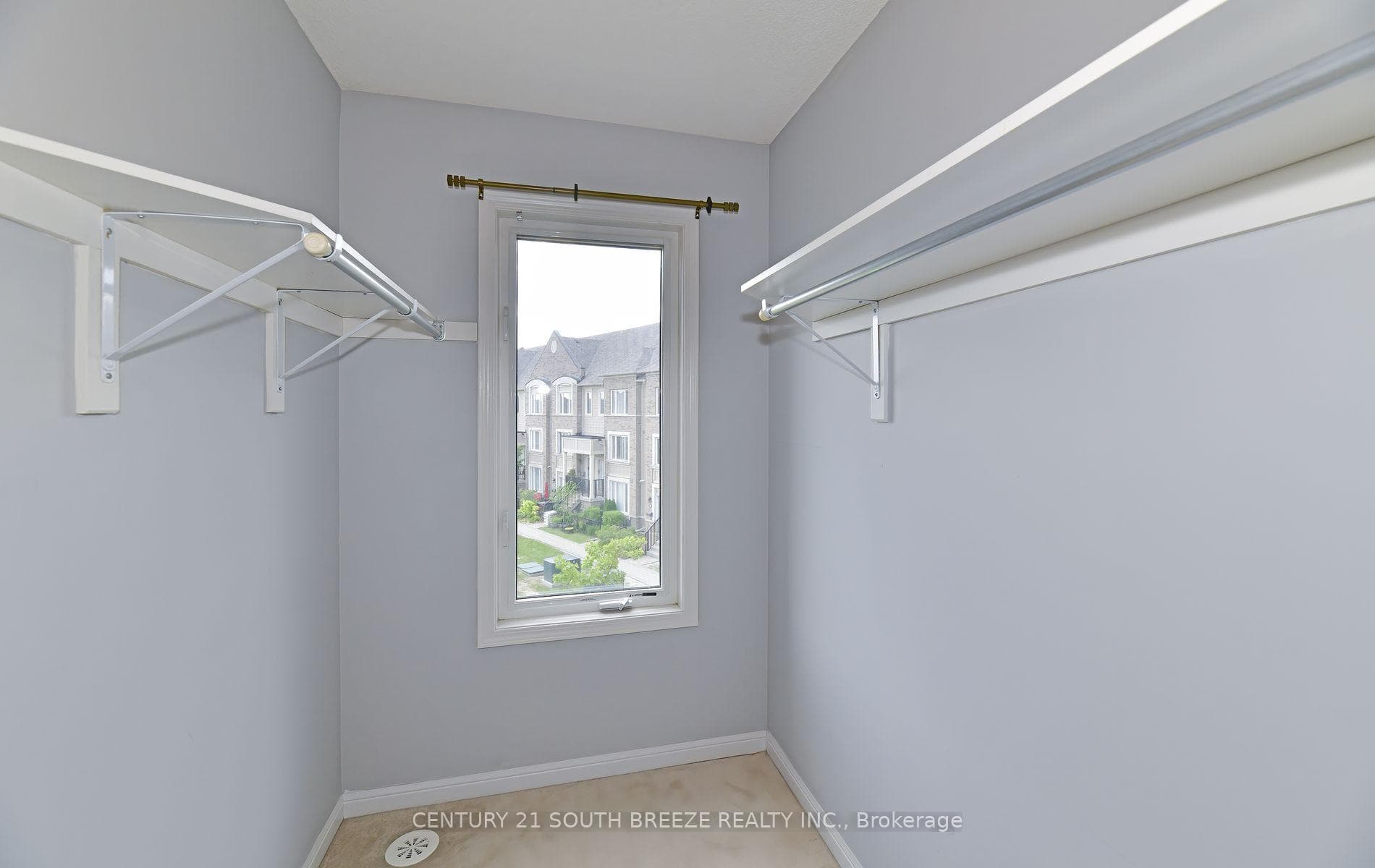 3135 Boxford Crescent Unit 17 photo 8
