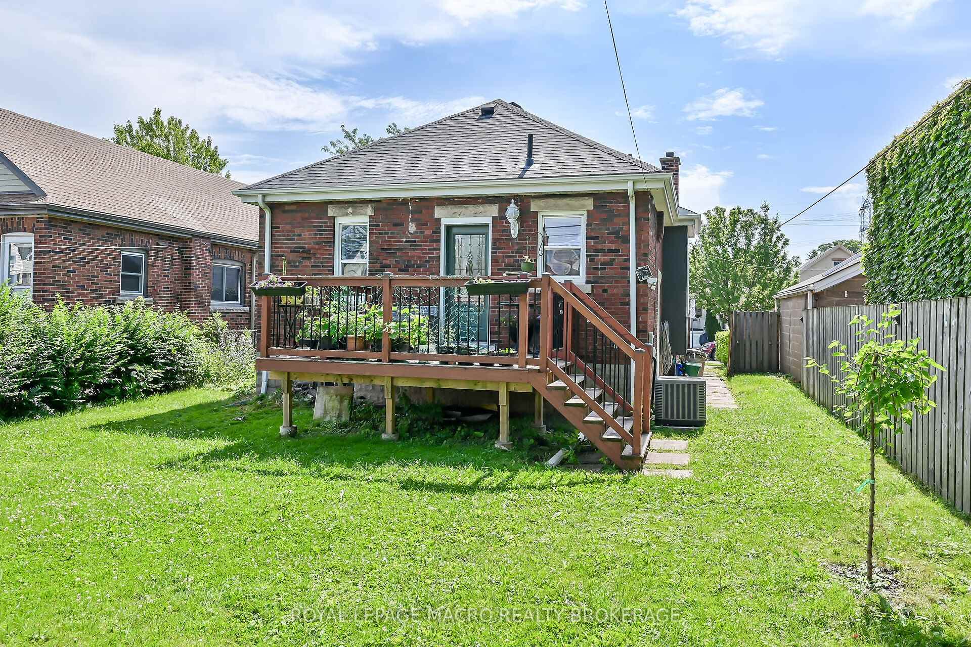 93 Fairfield Avenue photo 34