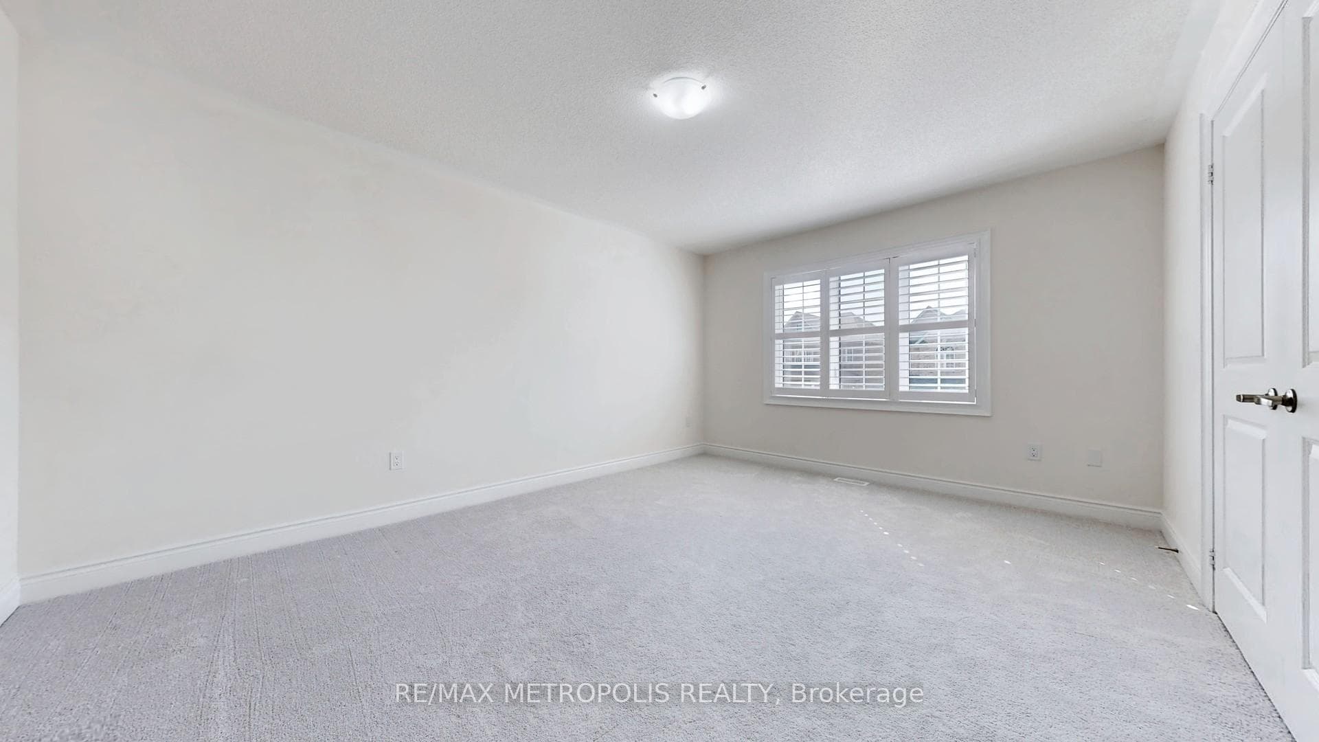 156 Muirfield Drive photo 34
