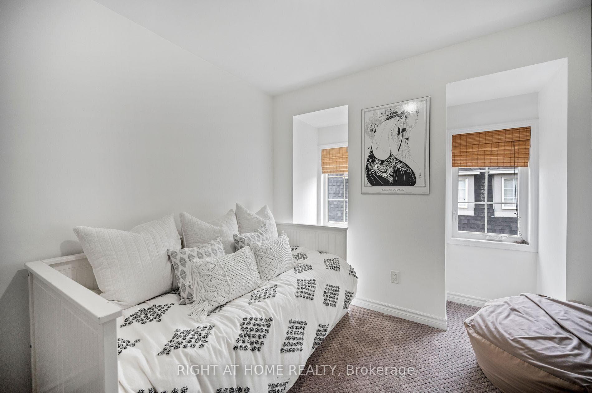 58 Sidney Belsey Crescent Unit 308 photo 19