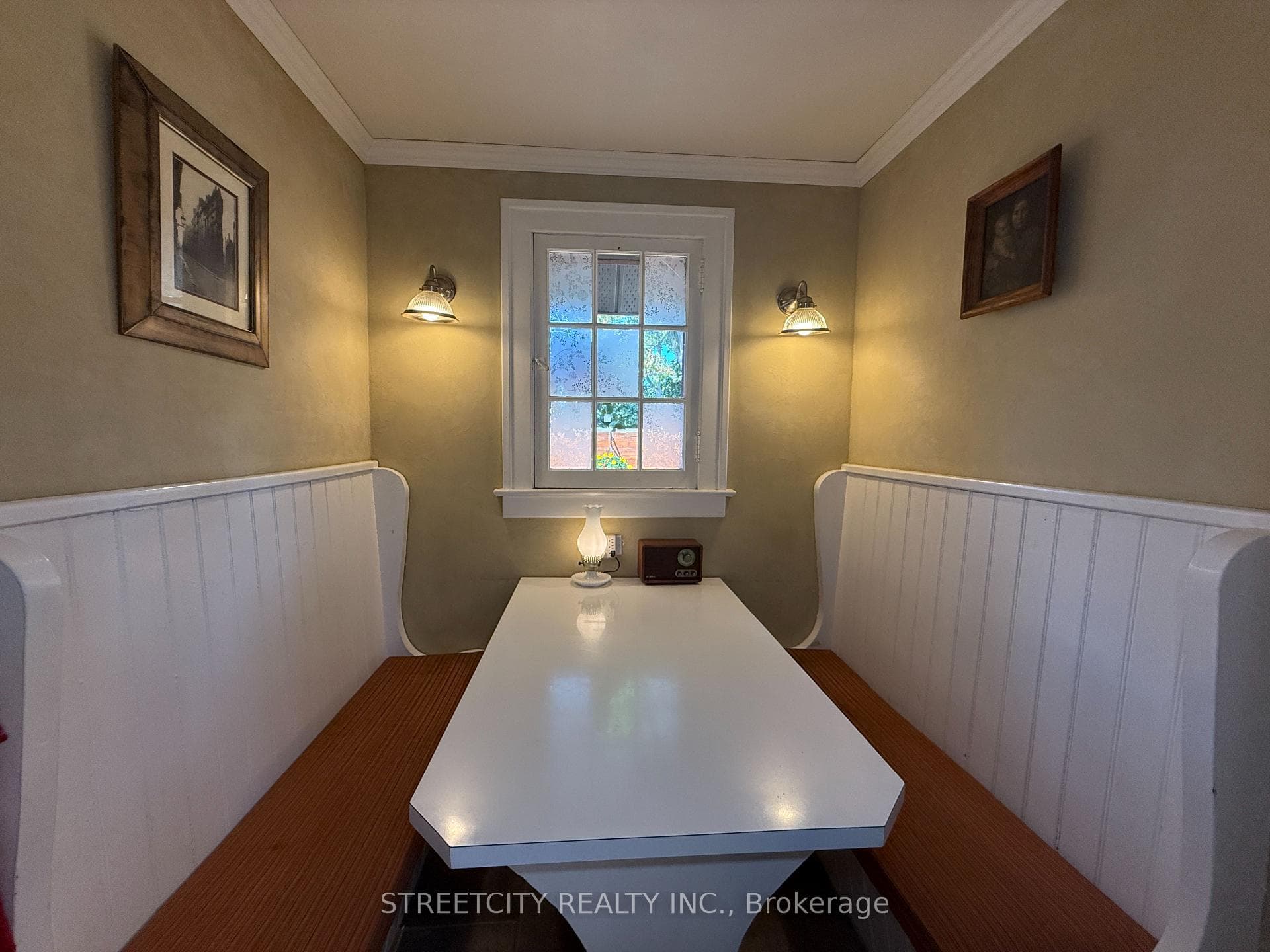 dining nook