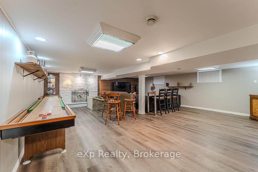 Lower Level Entertainment Room