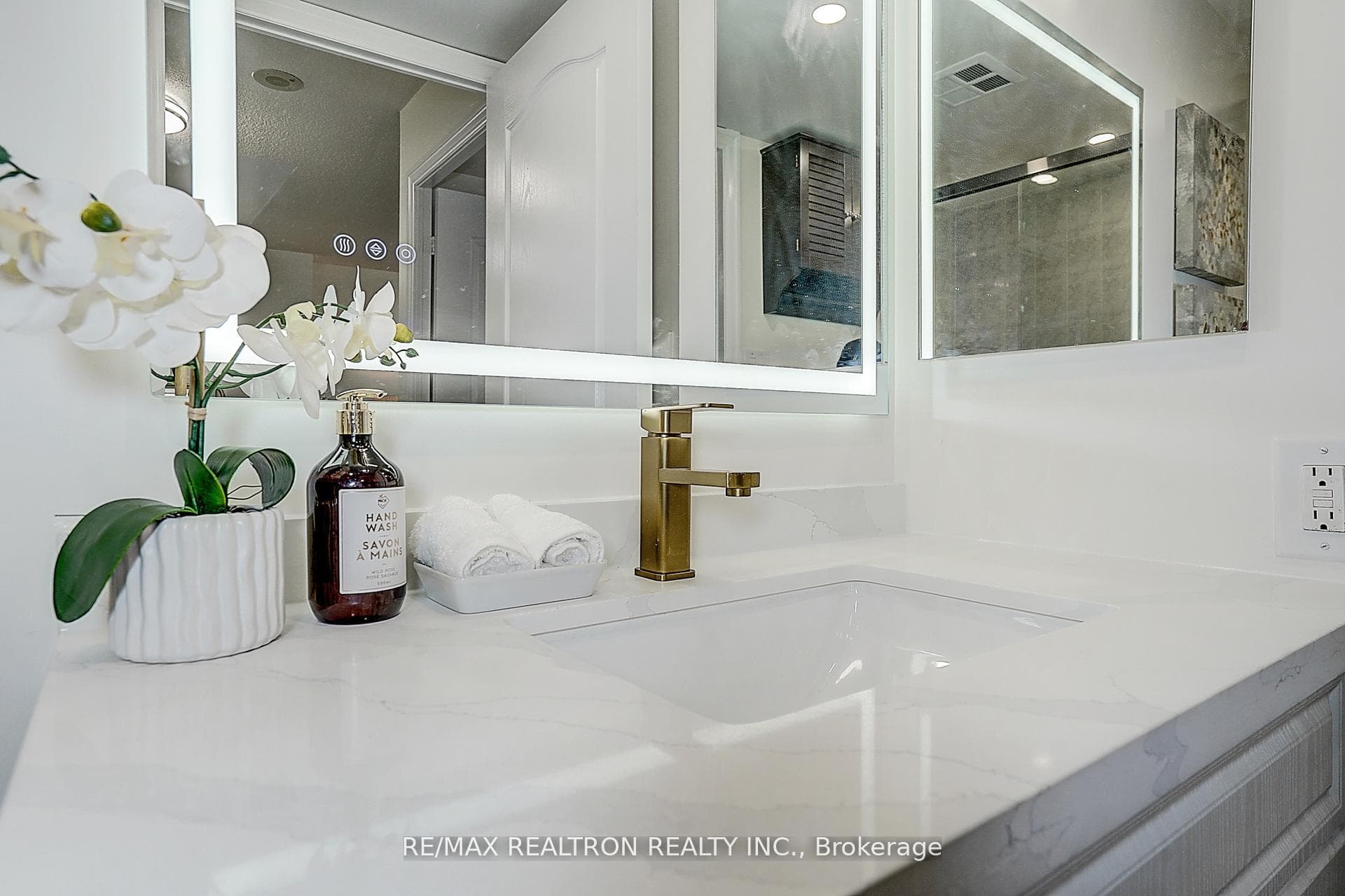 188 Doris Avenue Unit 217 photo 20