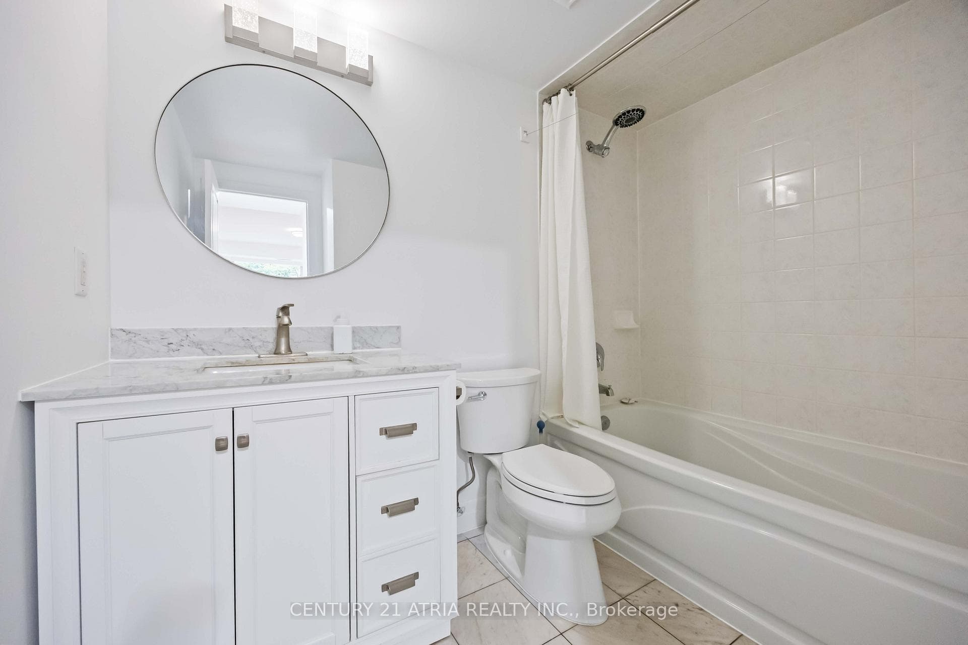 1801 Bayview Avenue Unit 107 photo 25