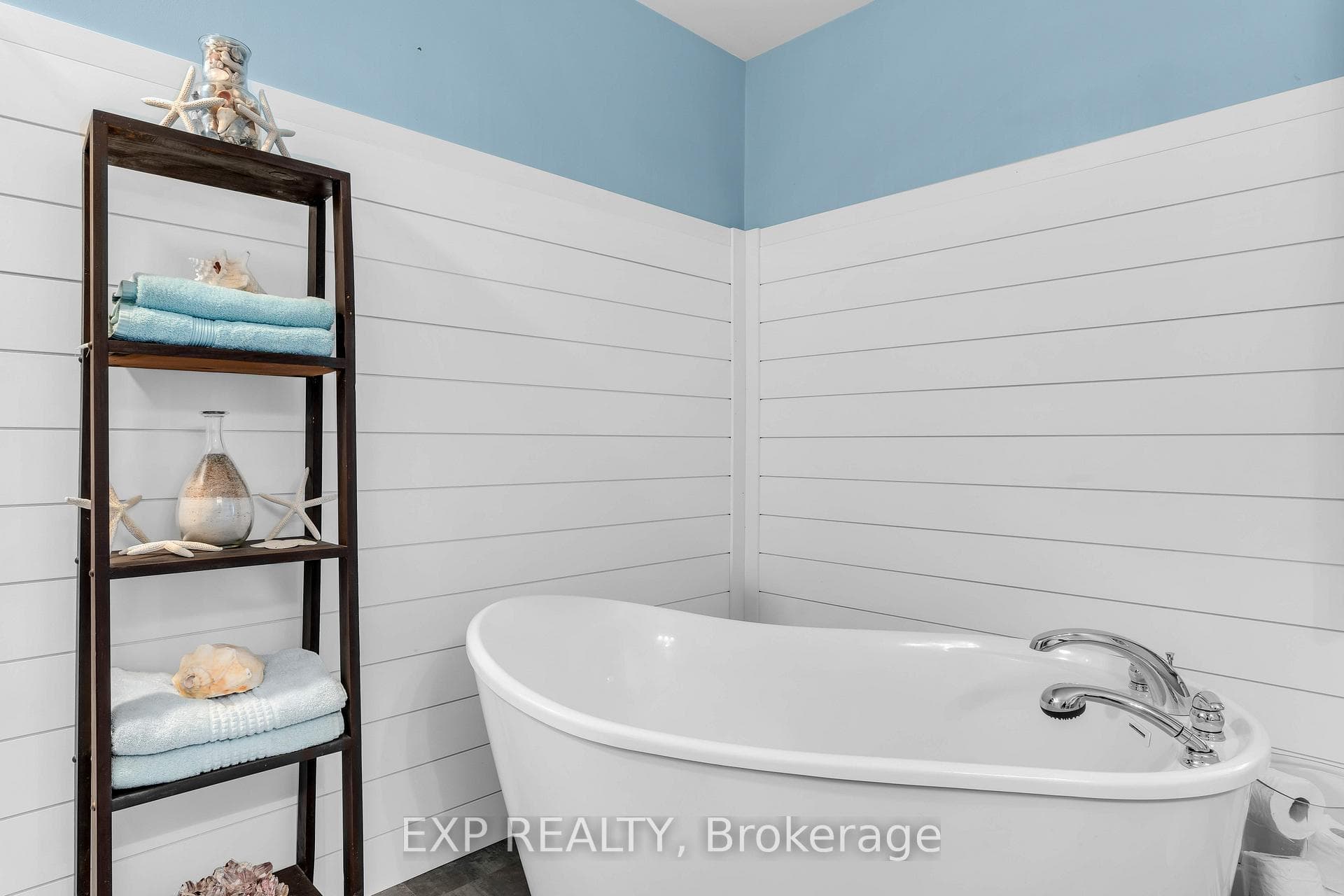 728 Chatterson Road photo 15