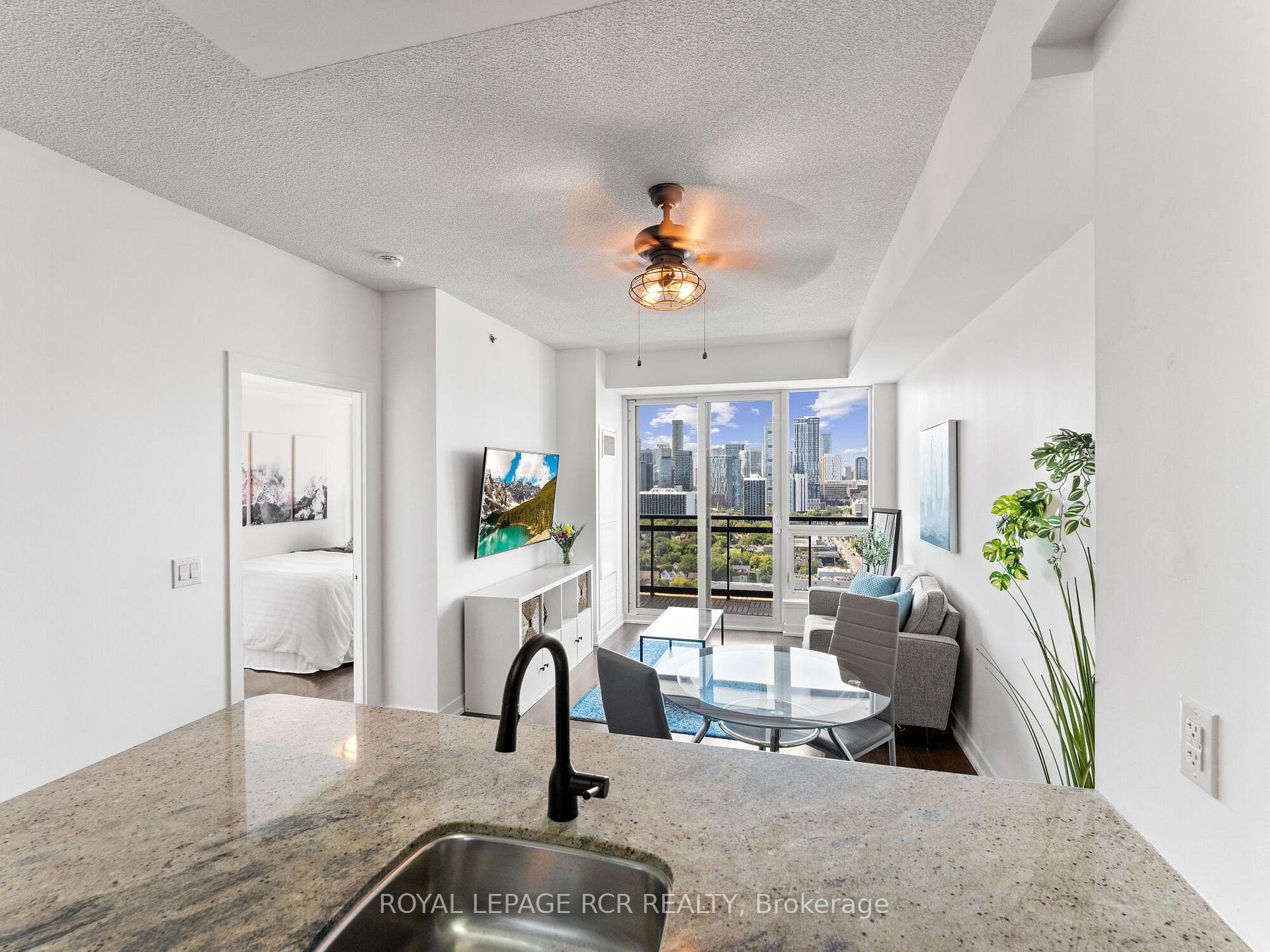 225 Sackville Street Unit 2305 photo 9
