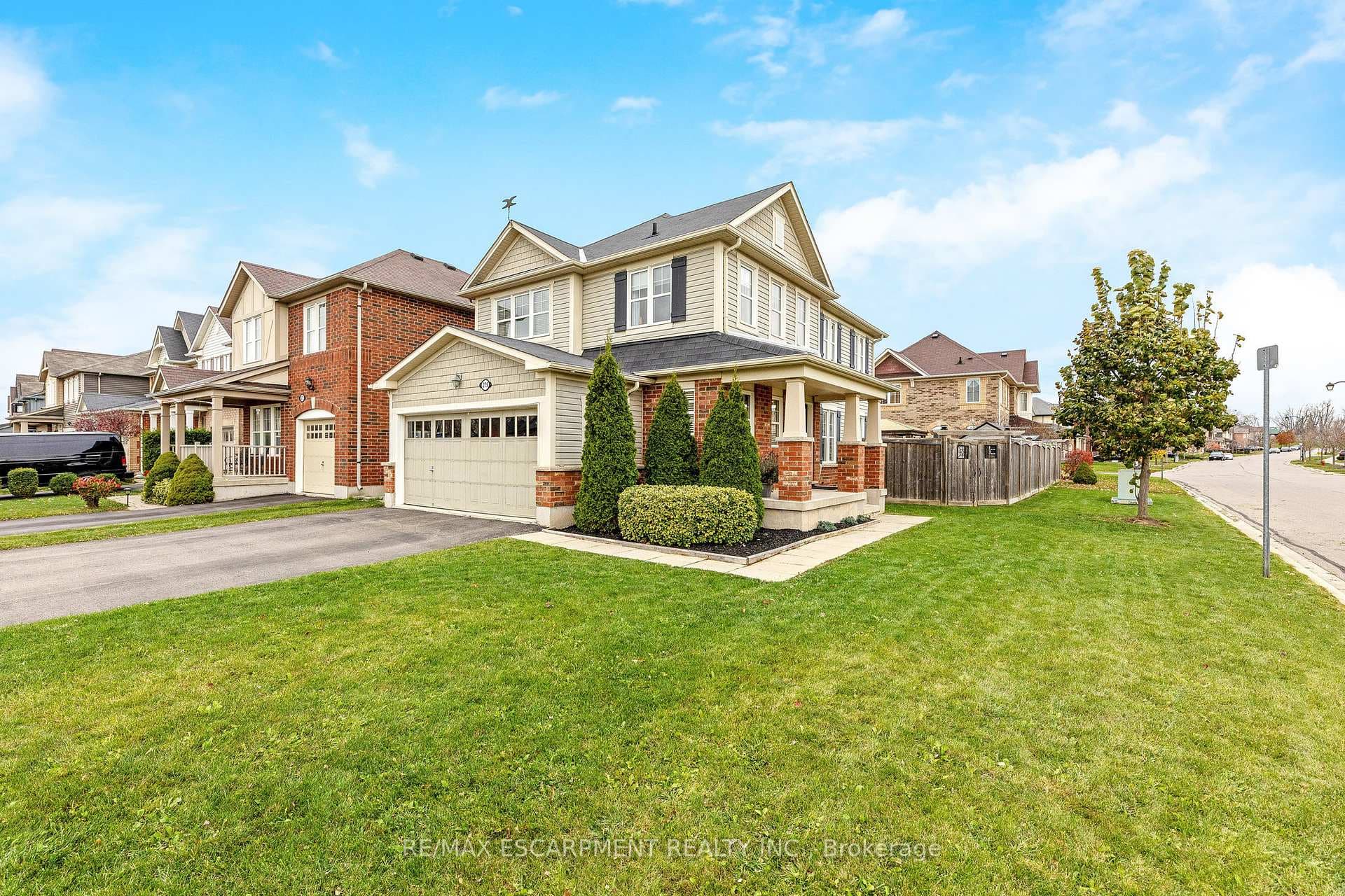 279 LEITERMAN Drive photo 5