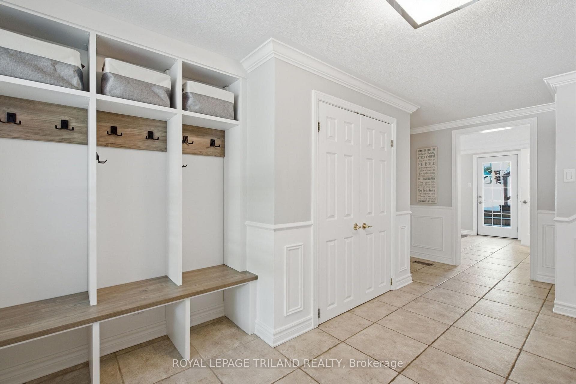 5 Queen Mary Crescent photo 4