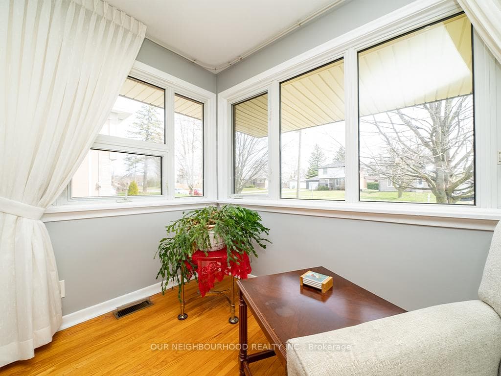 508 Lawlor Avenue photo 6