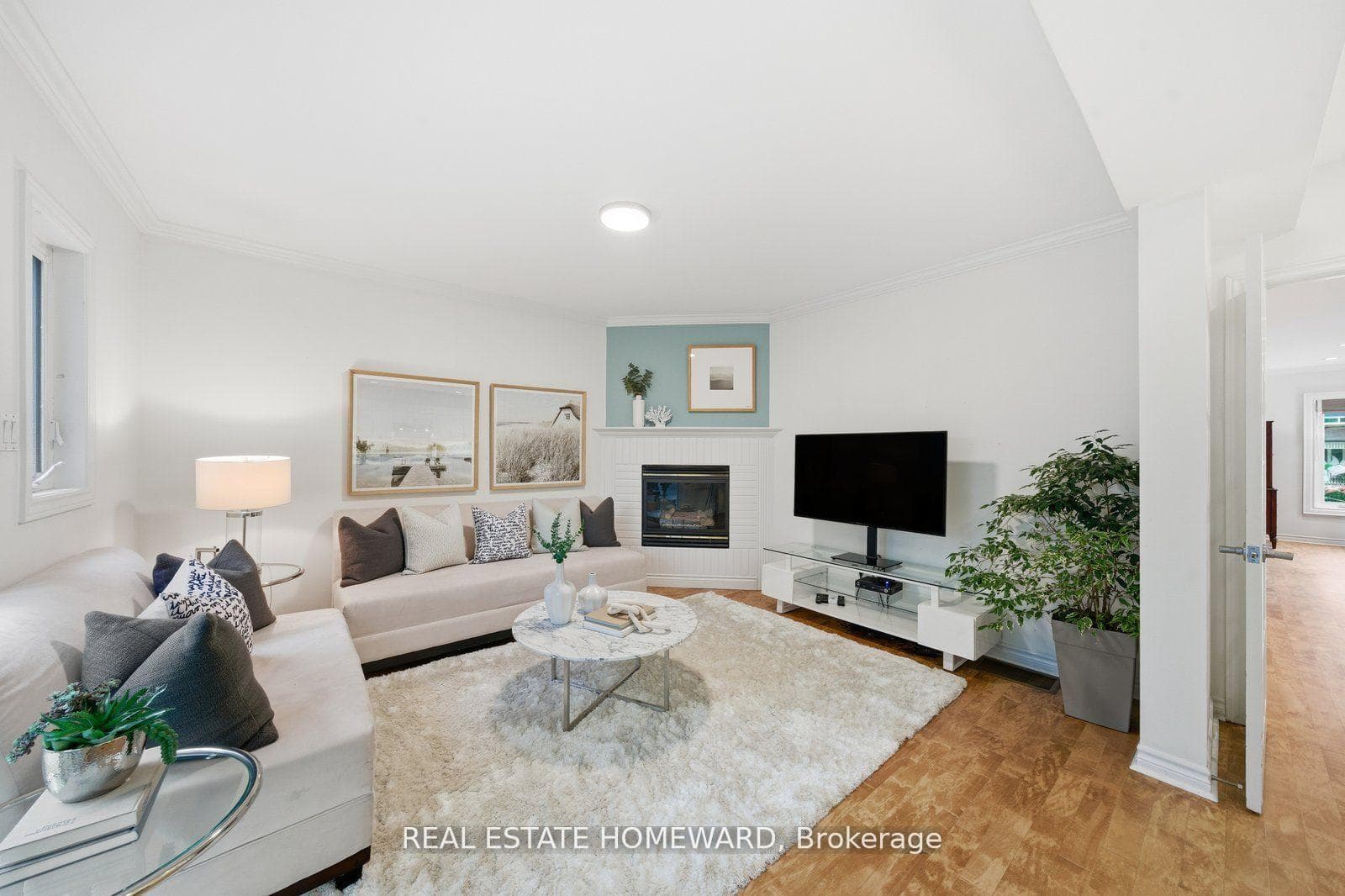 30 Lynn Road photo 13