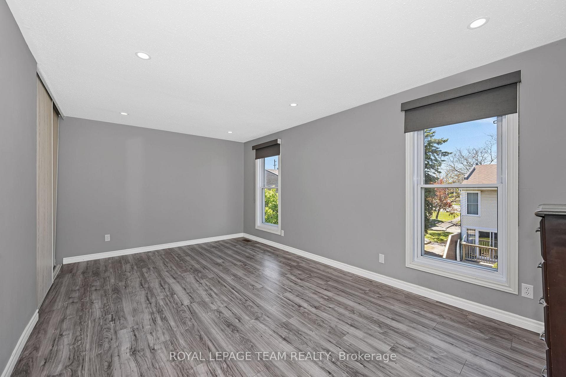 276 Dalehurst Drive Unit C photo 17