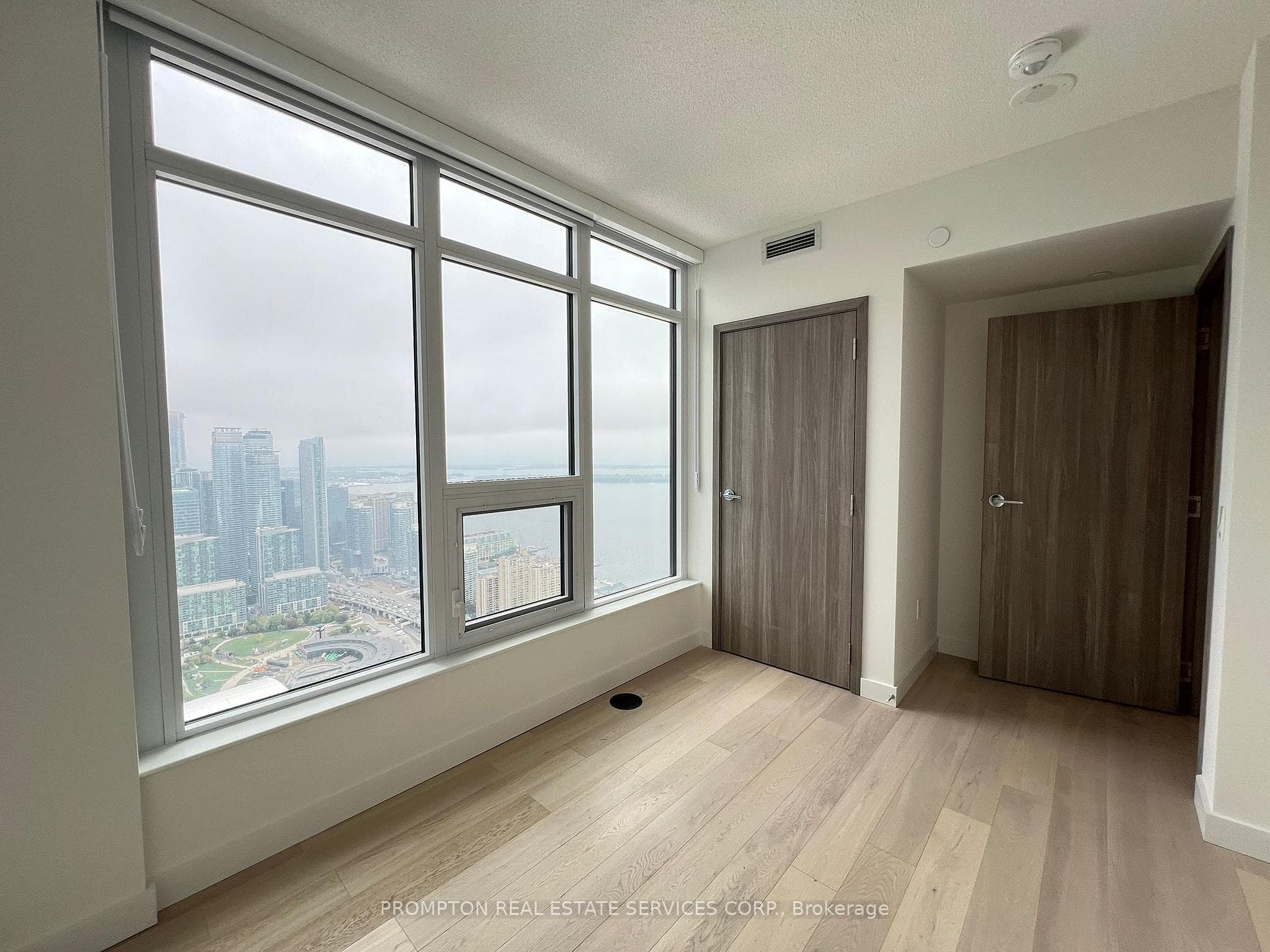3 Concord Cityplace Way Unit 7707 photo 17