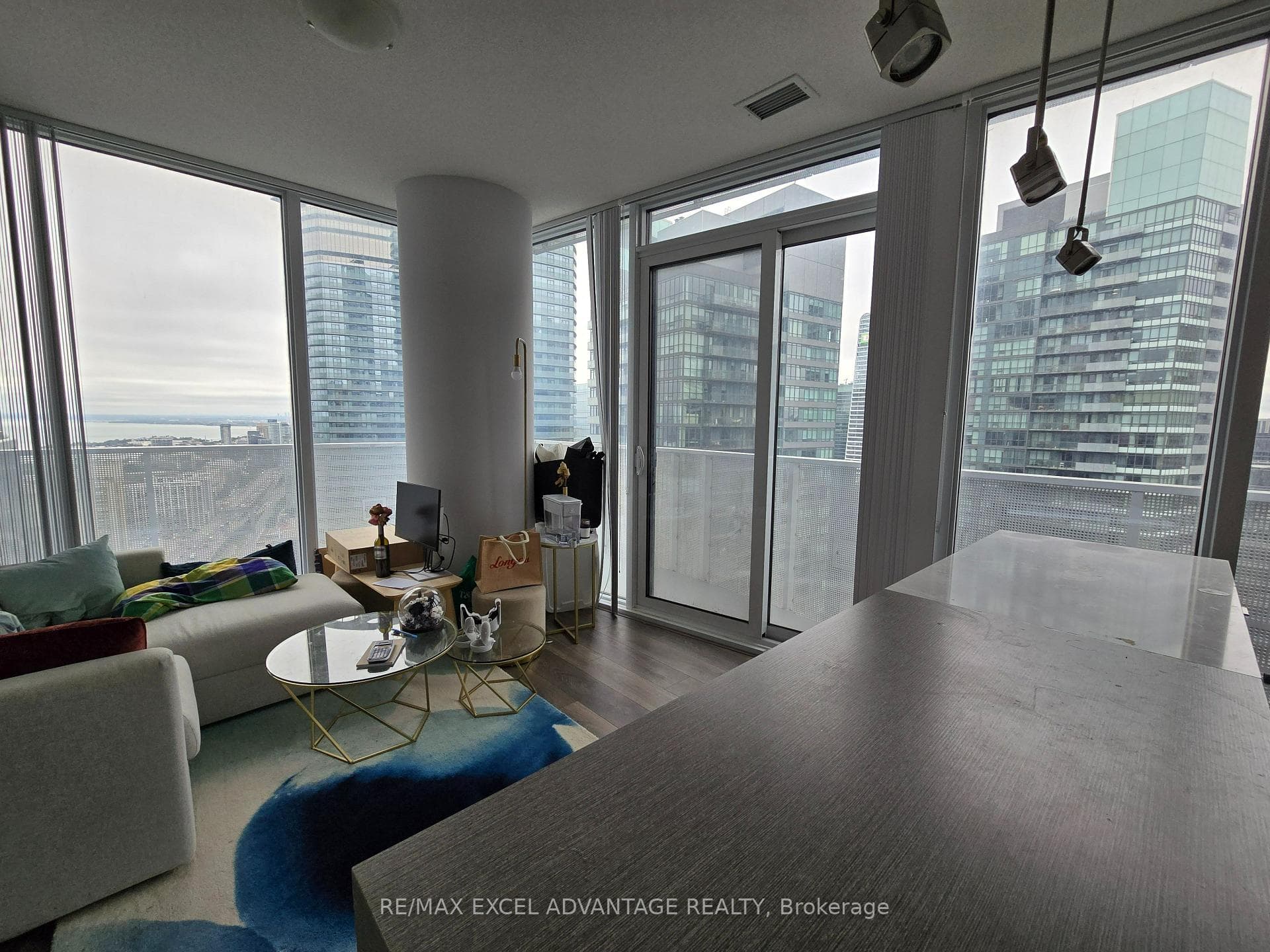 100 Harbour Street Unit 4802 photo 2