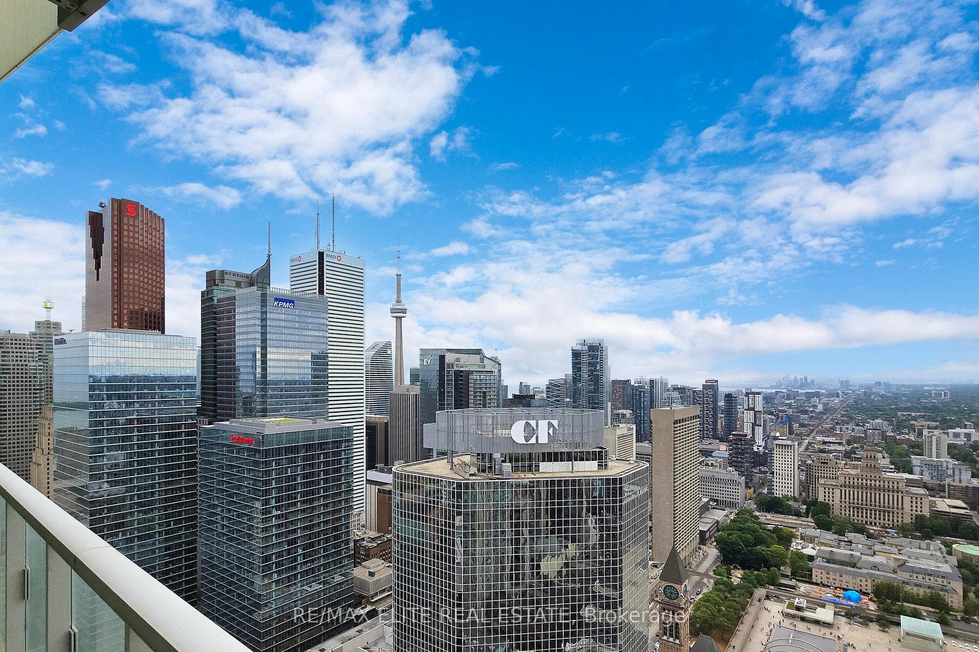 197 Yonge Street Unit 4910 photo 14