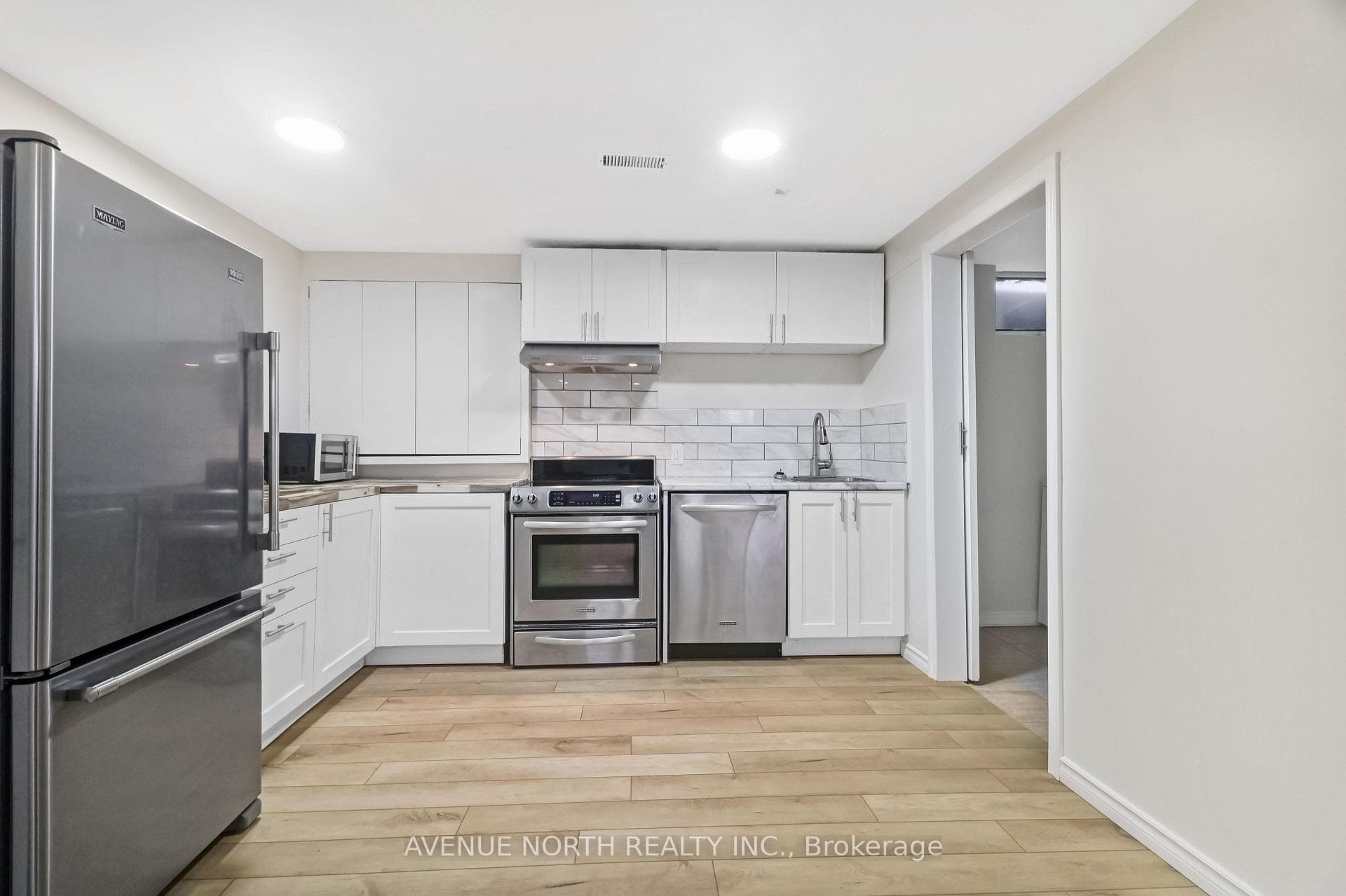 1420 Matheson Road Unit B photo 4