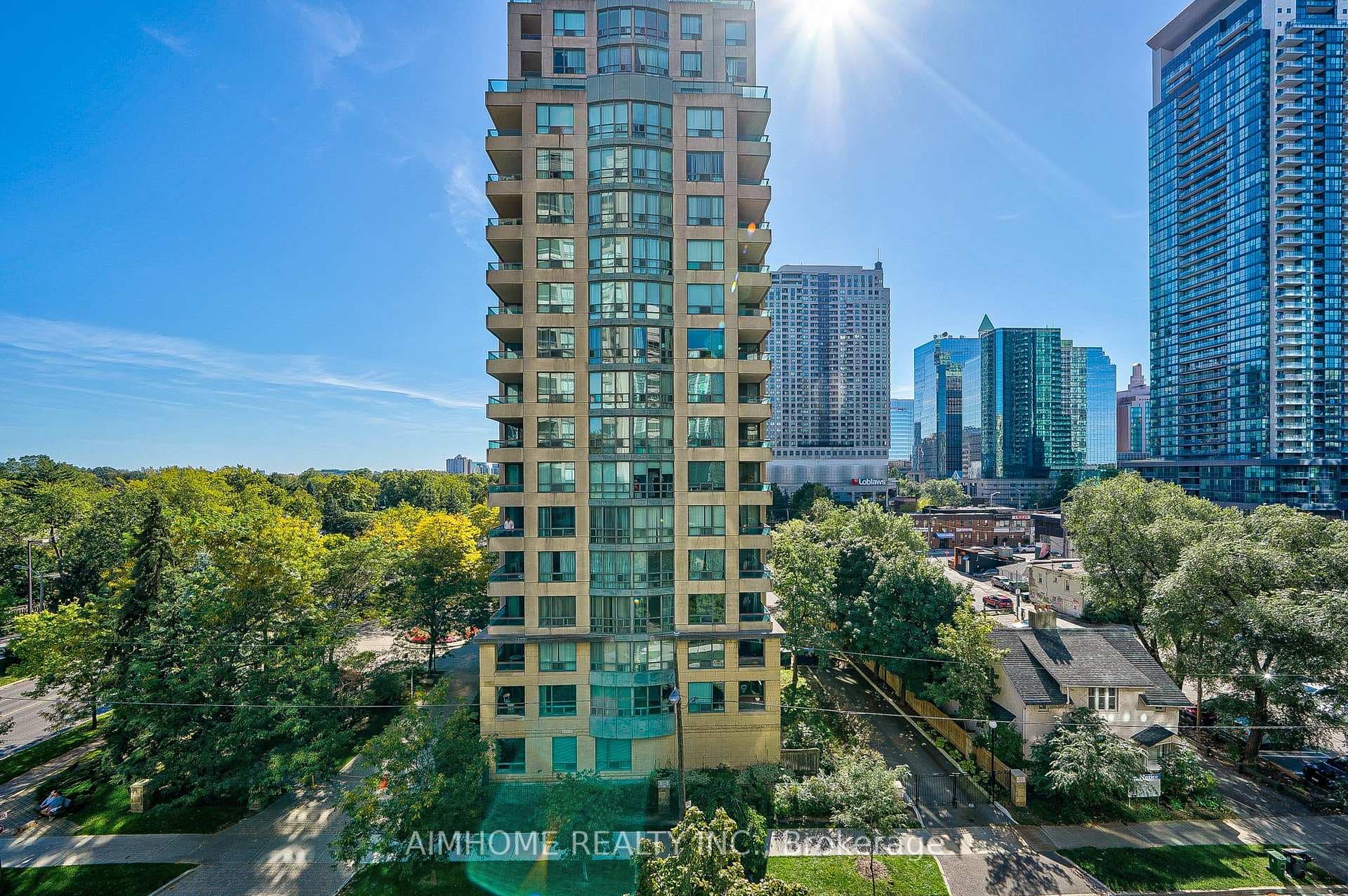 256 Doris Avenue Unit 710 photo 35