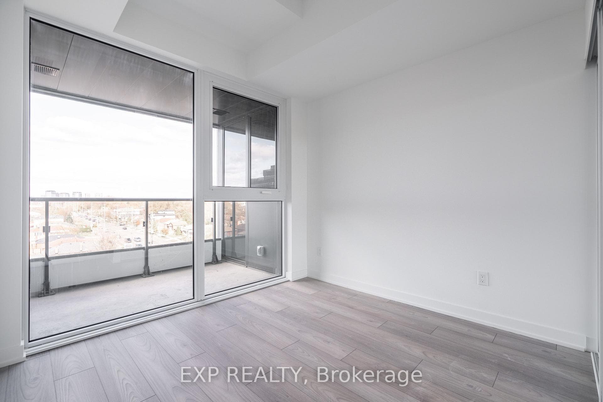 1007 The Queensway N/A Unit 508 photo 15