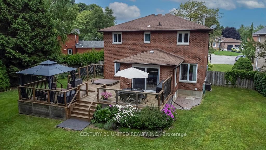 55 Cooper Court photo 37