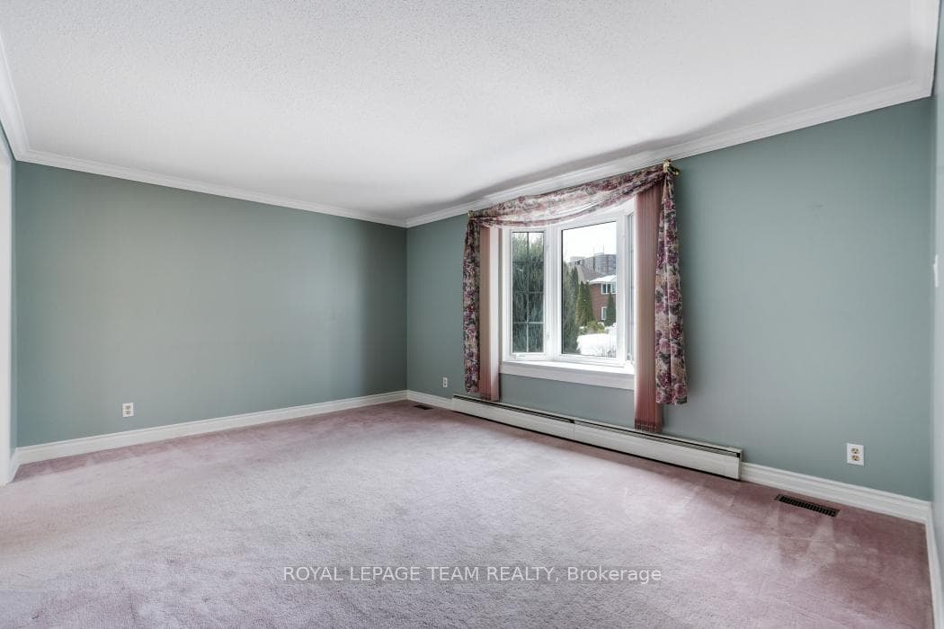 15 Overlake Drive photo 5