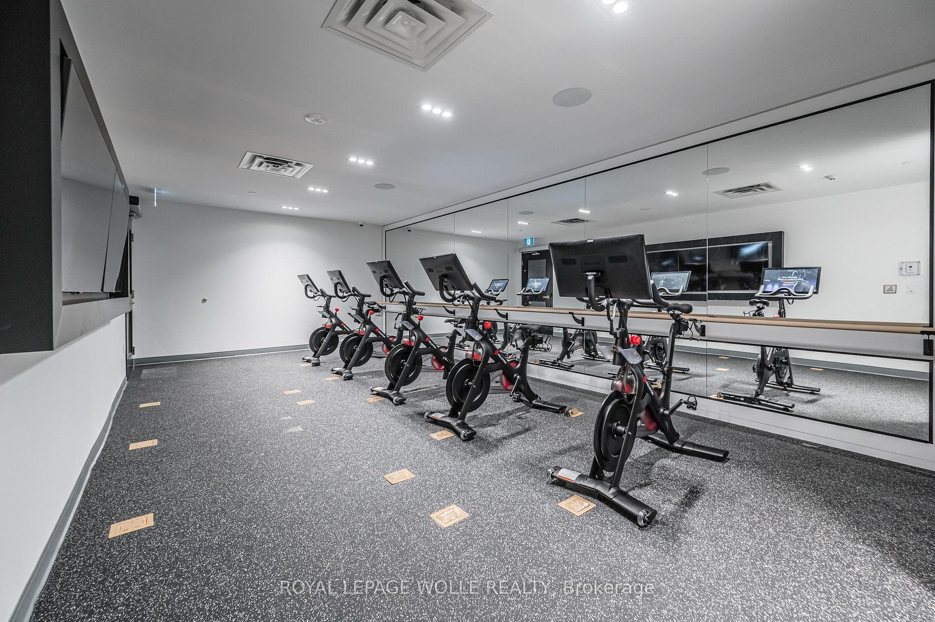Amenity - Peloton Studio