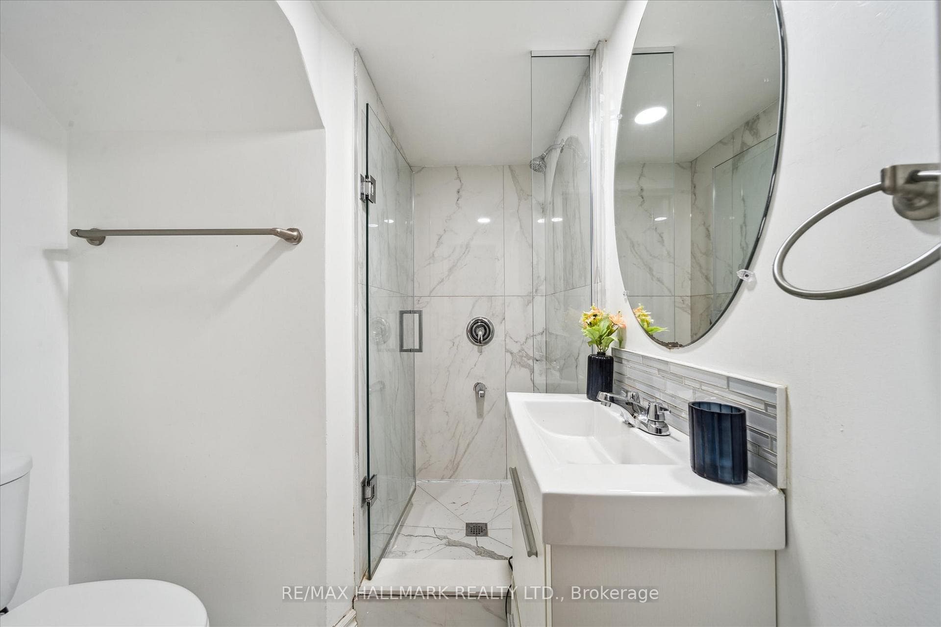 728 Brimley Road photo 34