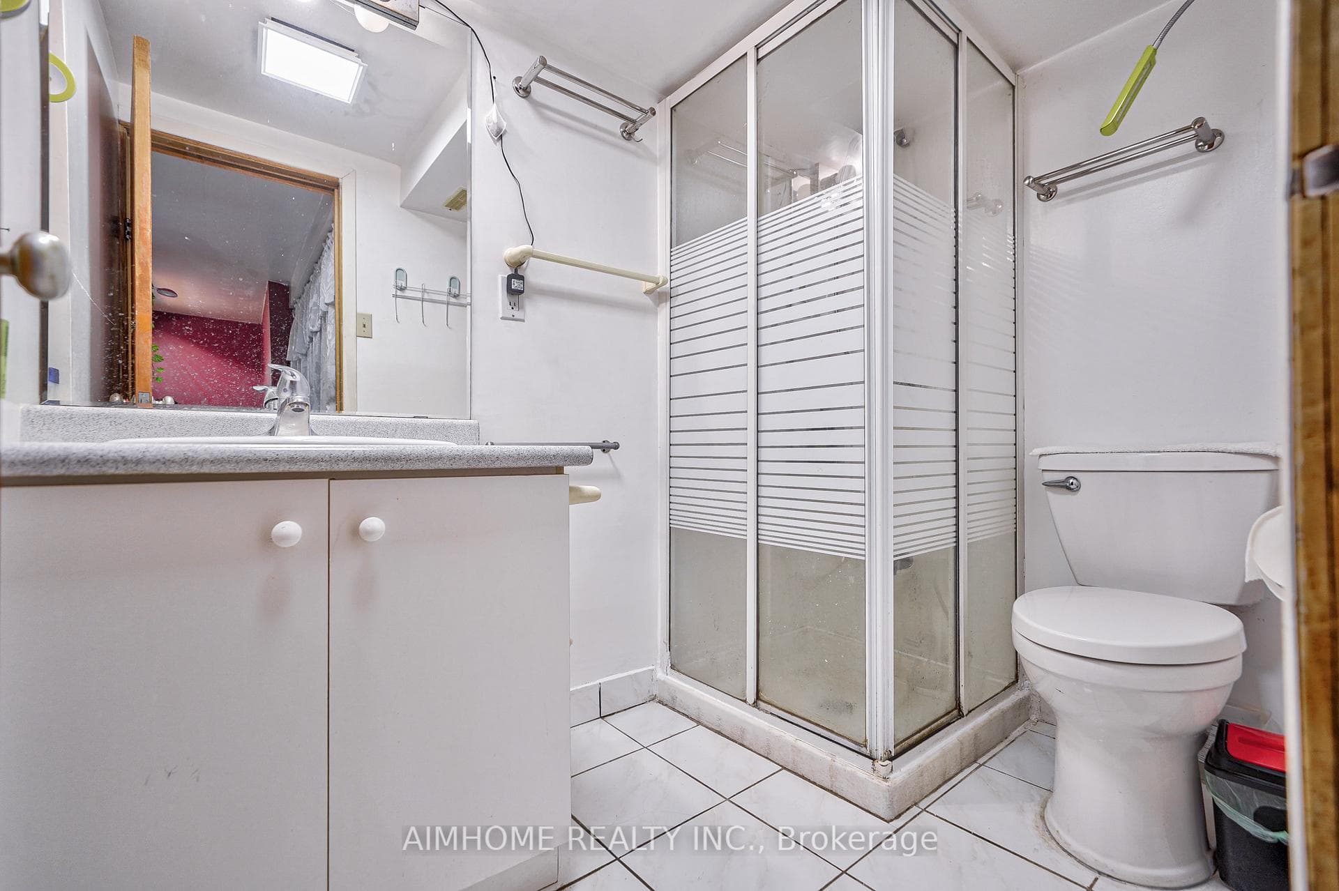89 Hawkshead Crescent photo 44