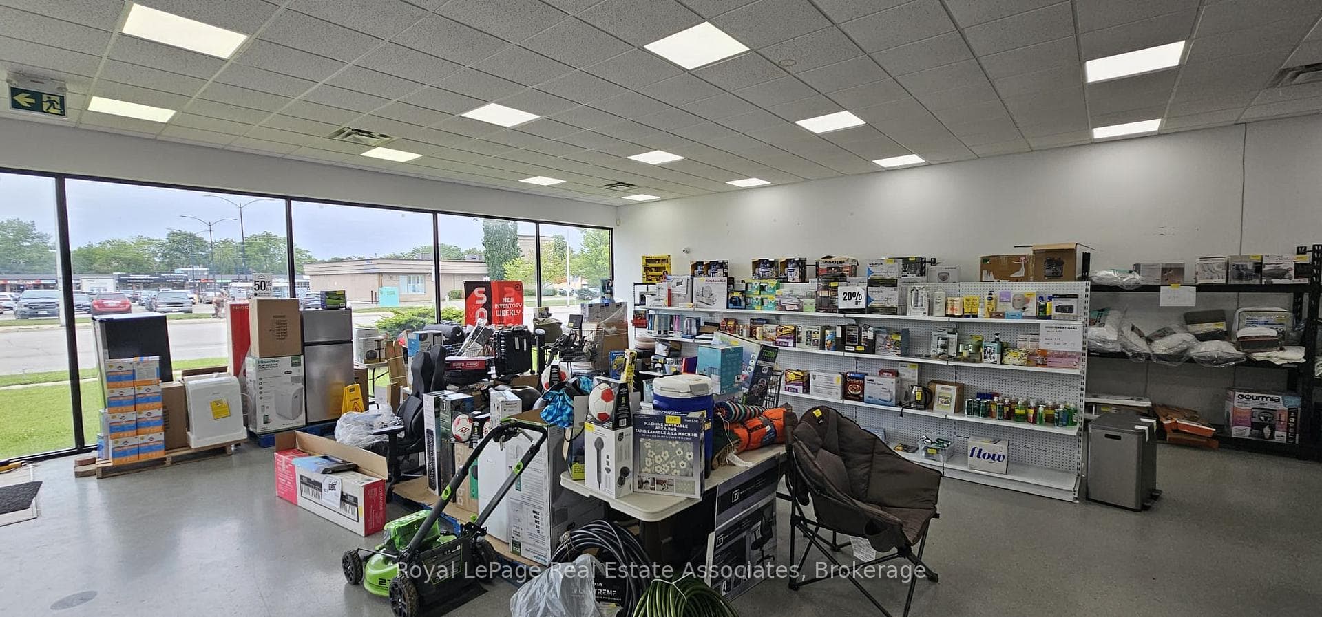 466 Guelph Line photo 5