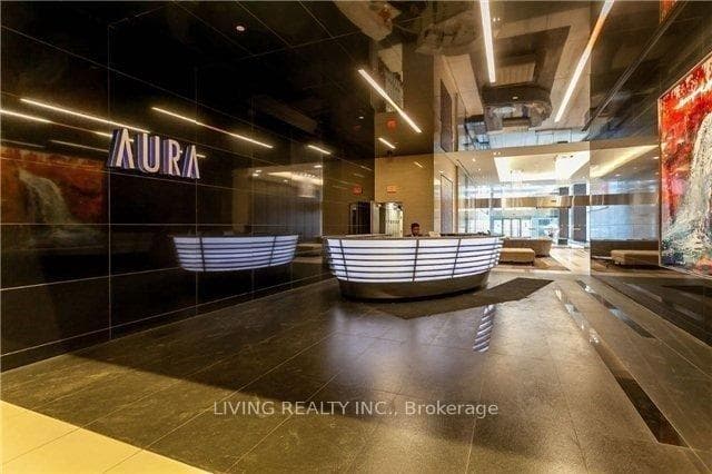 386 Yonge Street Unit 5309 photo 3