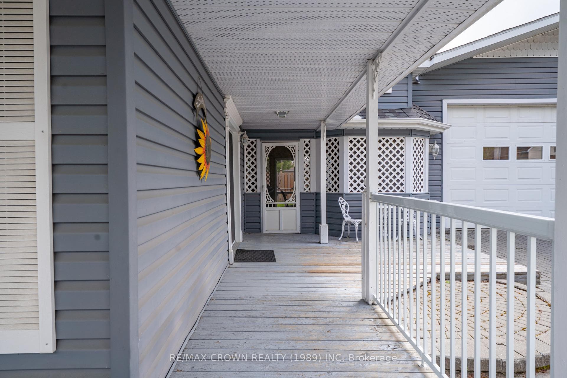 274 Belanger Street photo 2