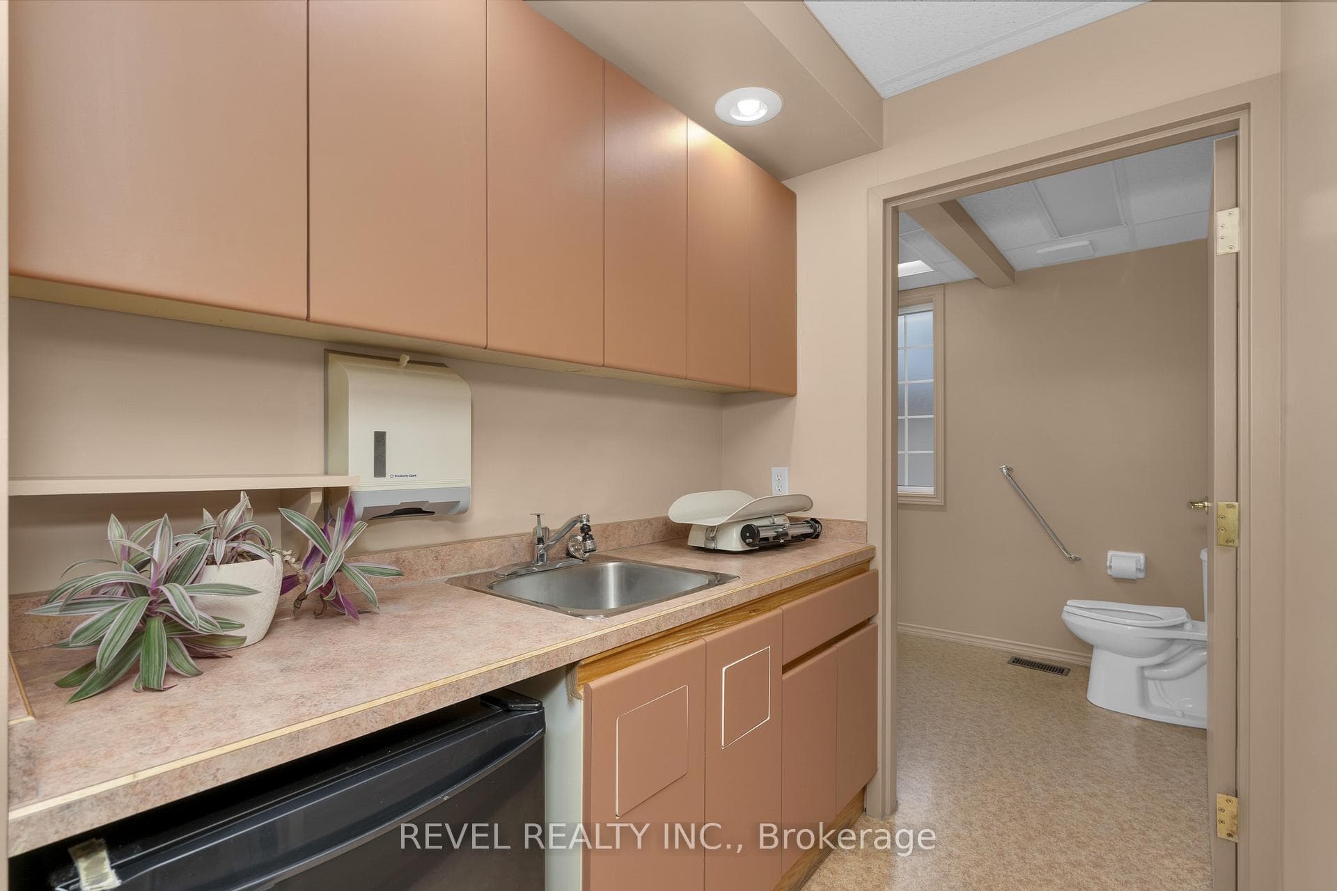 31 Frederick Street photo 28