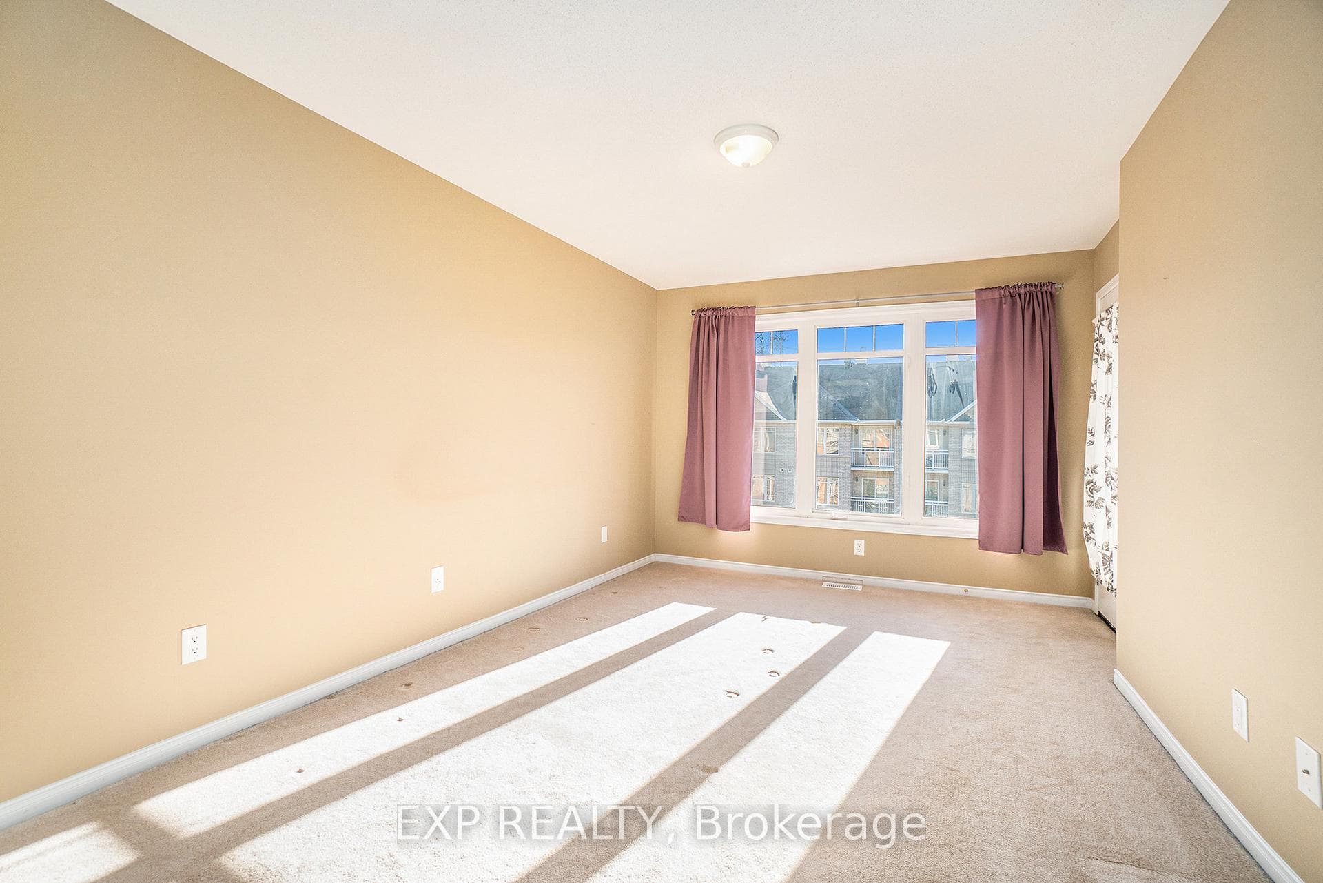 378 Citiplace Drive photo 16