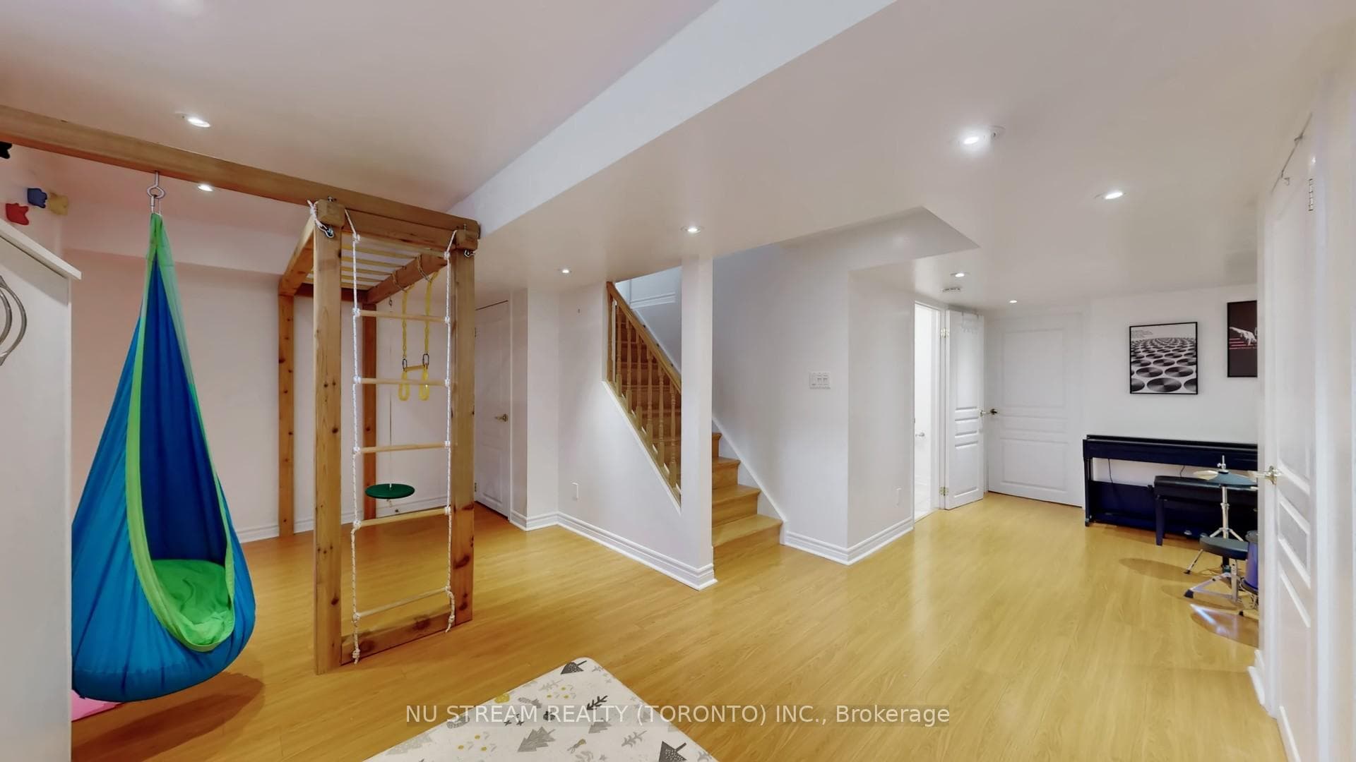 18 Radmore Place photo 42