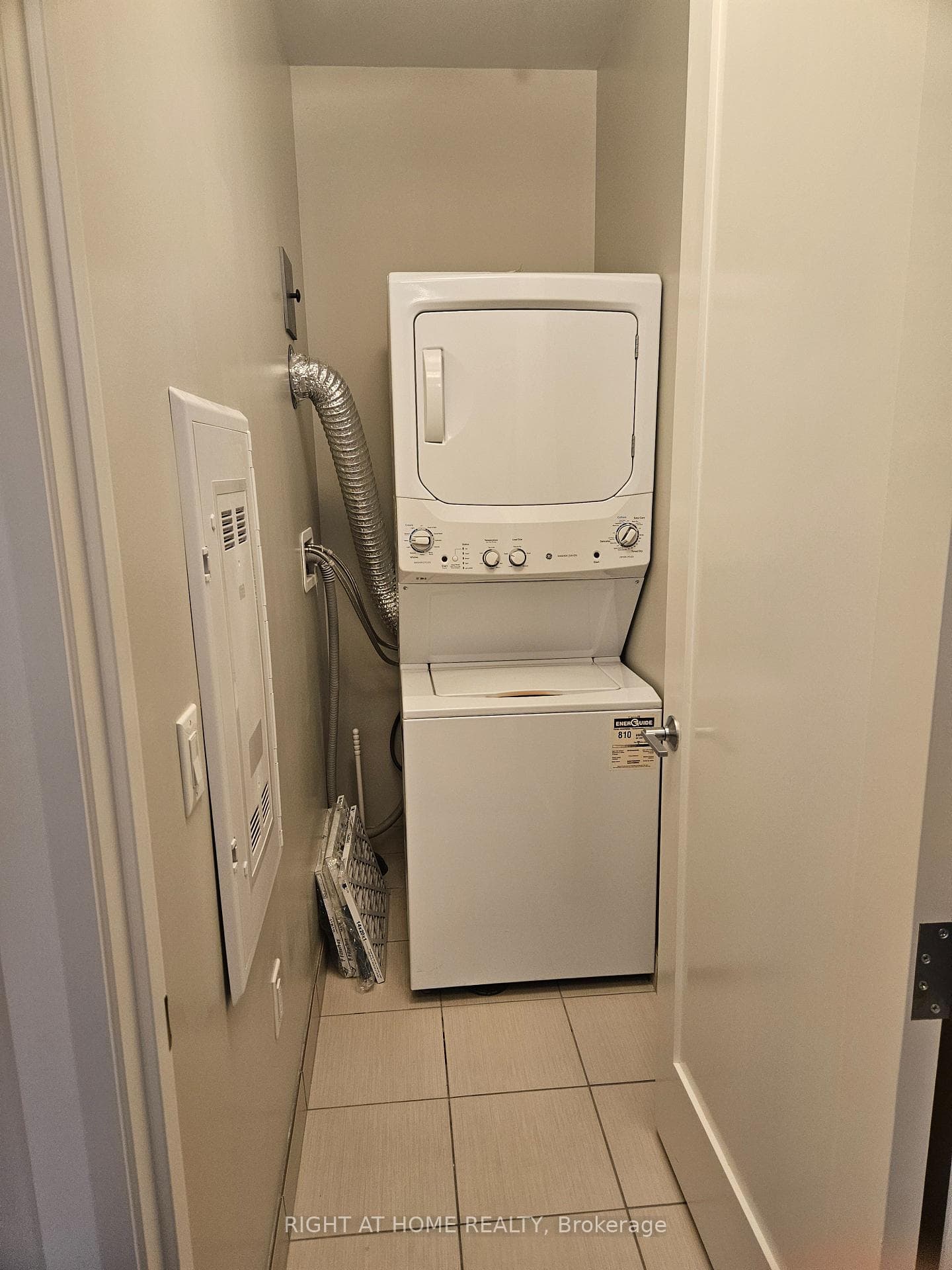 118 King Street Unit 1021 photo 16