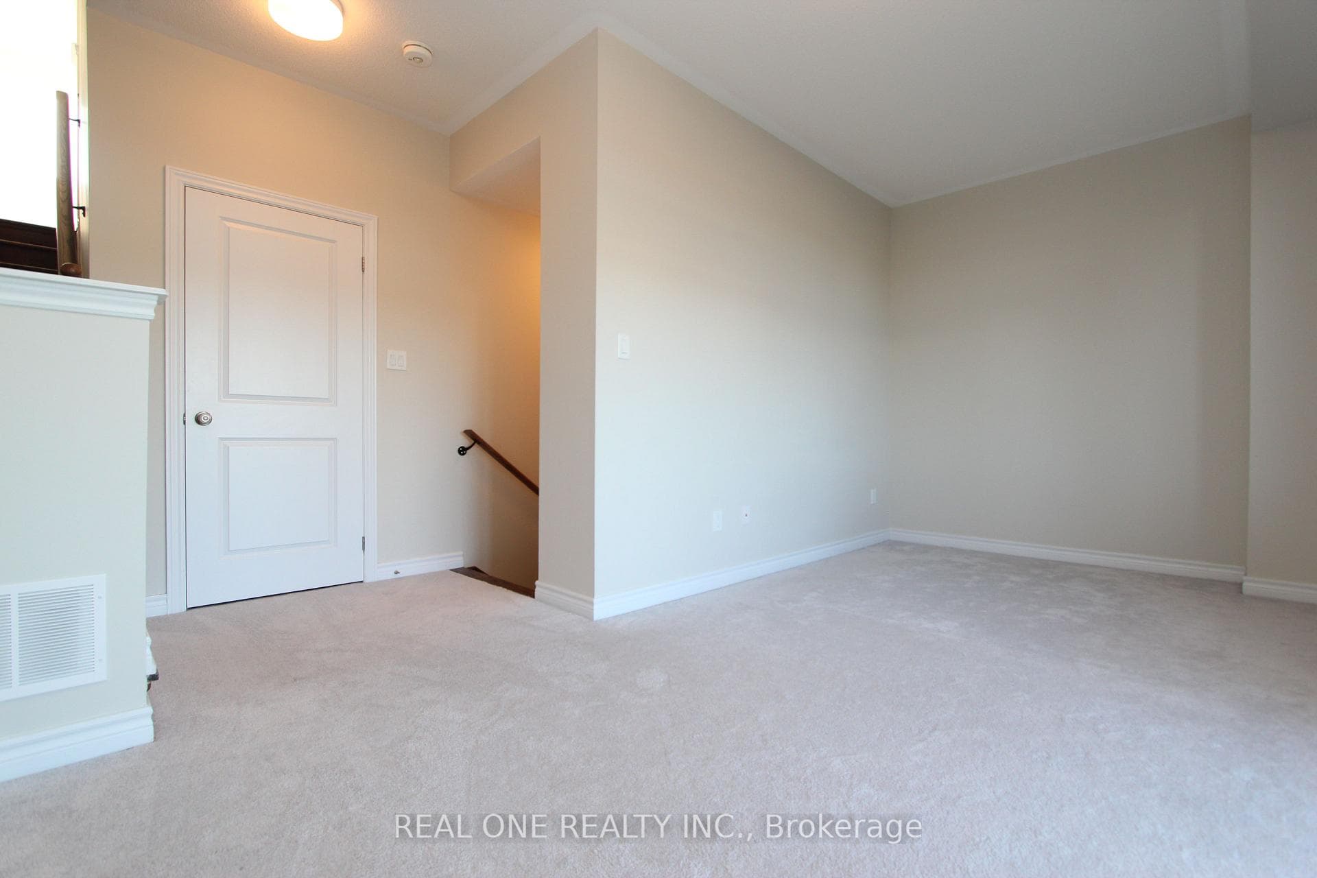 14 Douet Lane photo 35