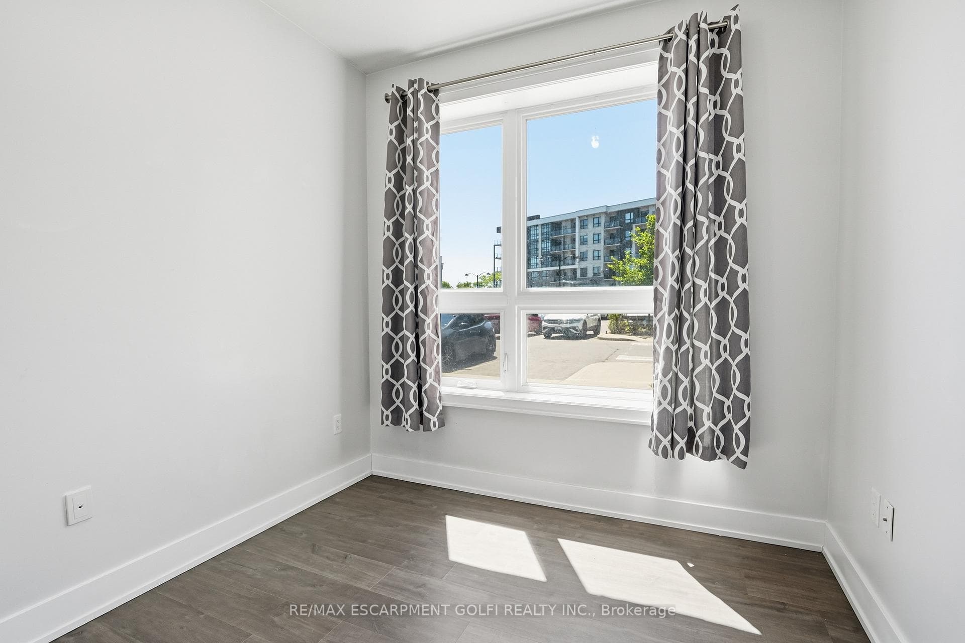 101 SHOREVIEW Place Unit 129 photo 16