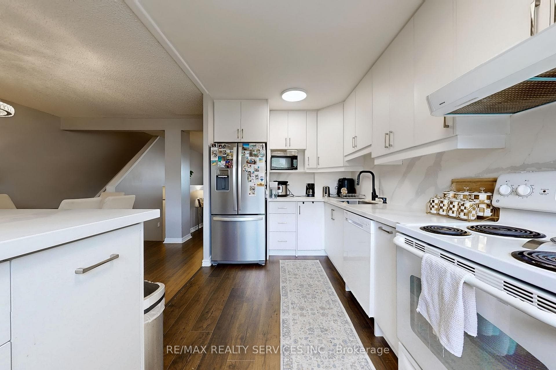 321 Blackthorn Street Unit 42 photo 12