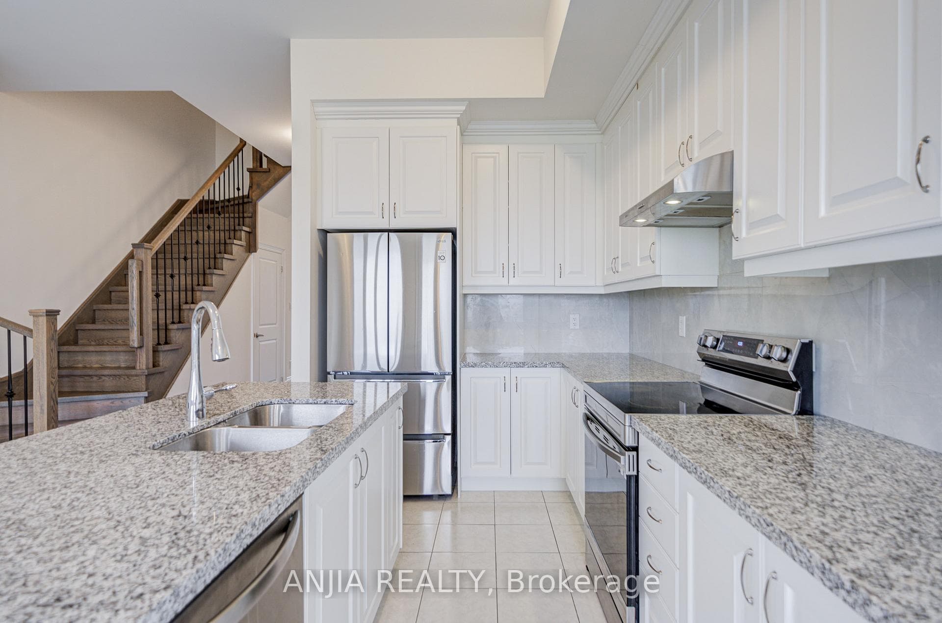 329 Swan Park Road photo 15