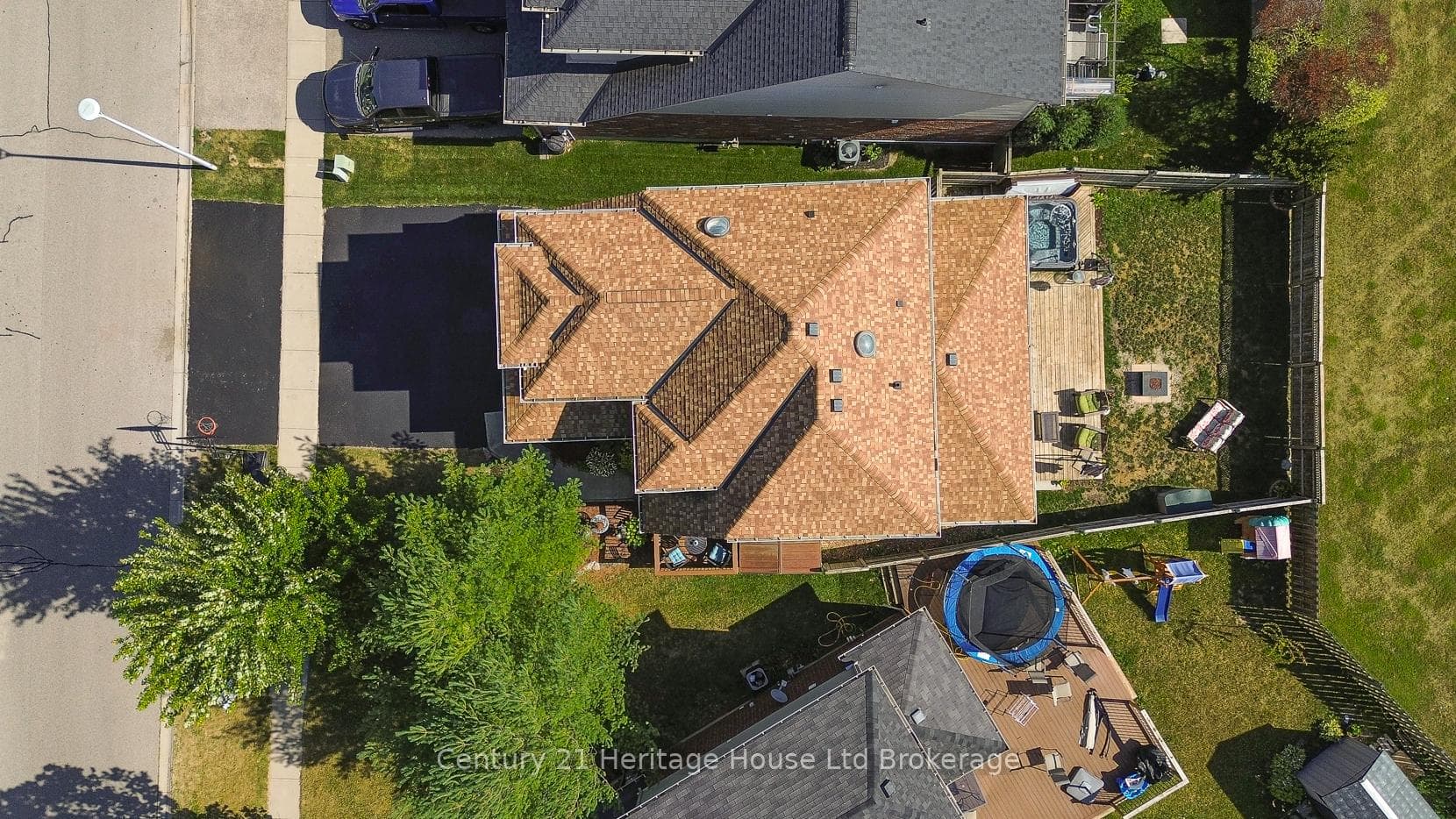 386 Champlain Avenue photo 40