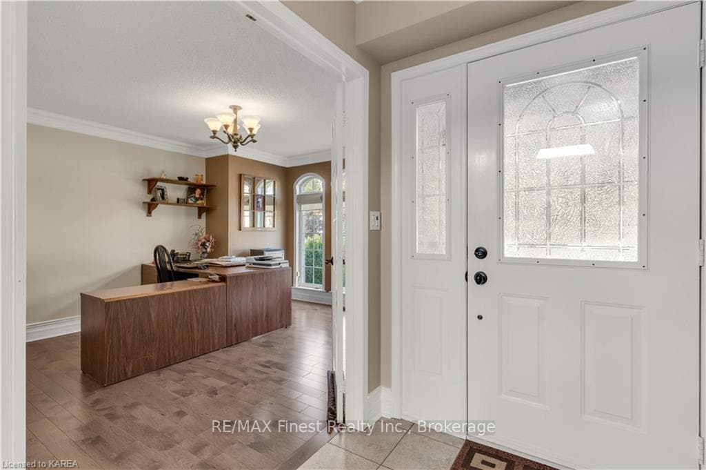 121 JESSUP Lane photo 7