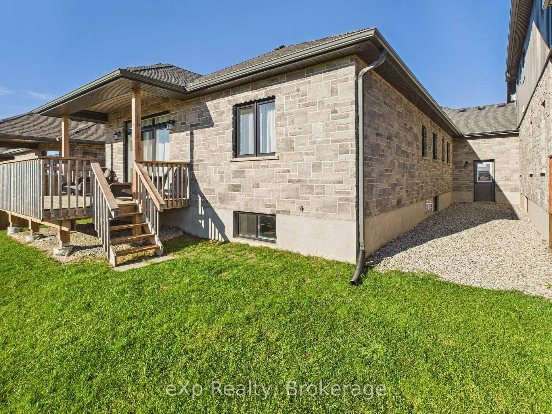 494 Ivings Drive photo 10