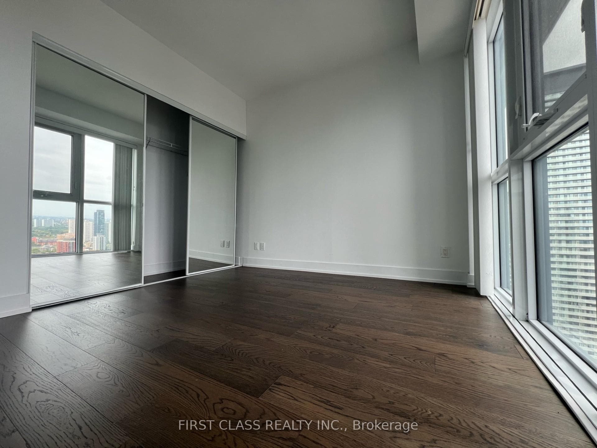7 Grenville Street Unit 3609 photo 6