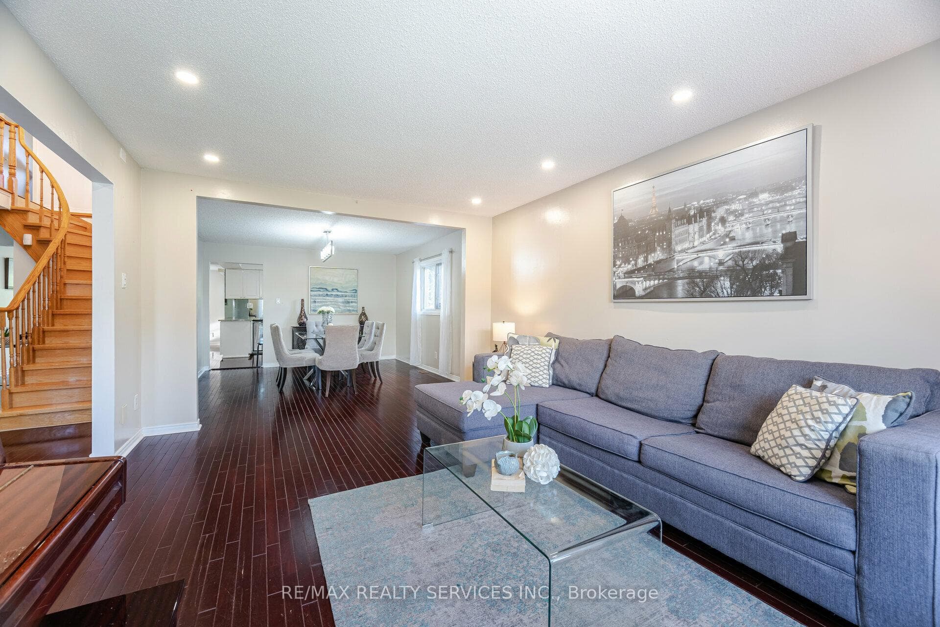 living / dining room