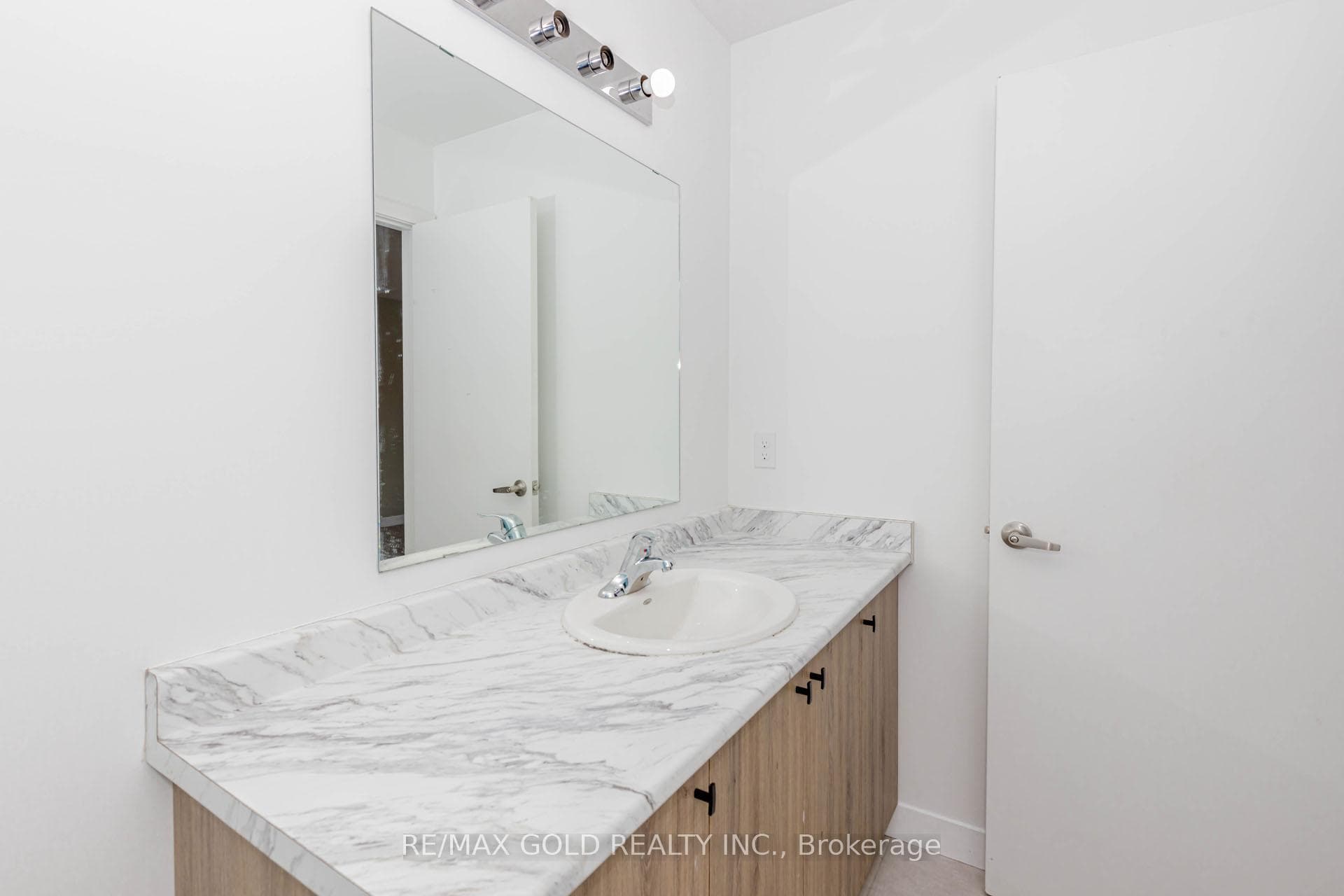 107 Pony Way photo 20