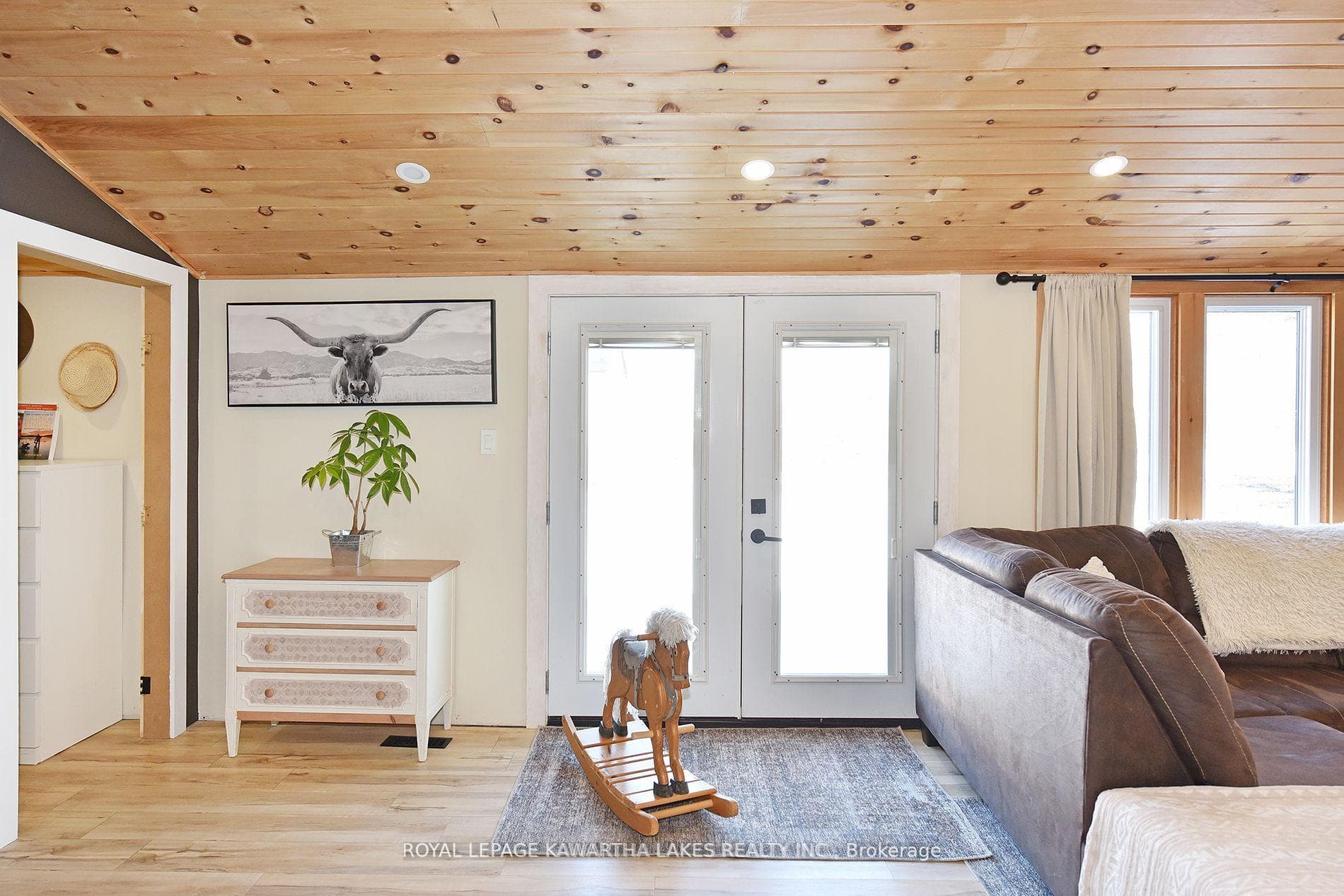 1 1/2 Storey Home