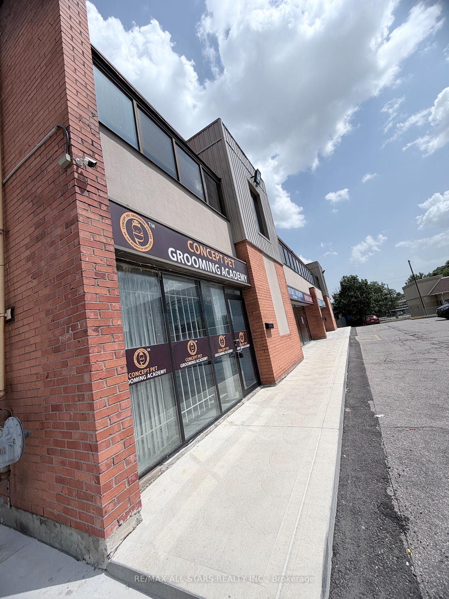 2190 Warden Avenue Unit 212a photo 33