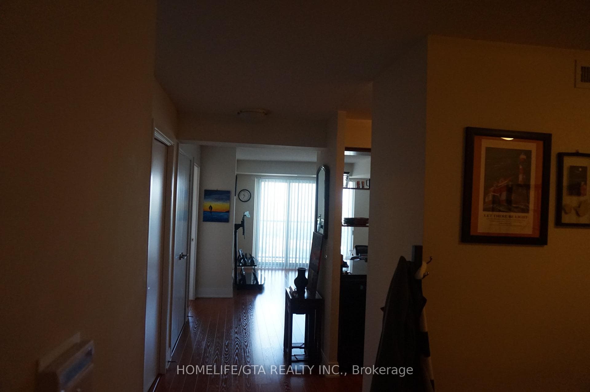 135 Village Green Square Unit 2121 photo 8