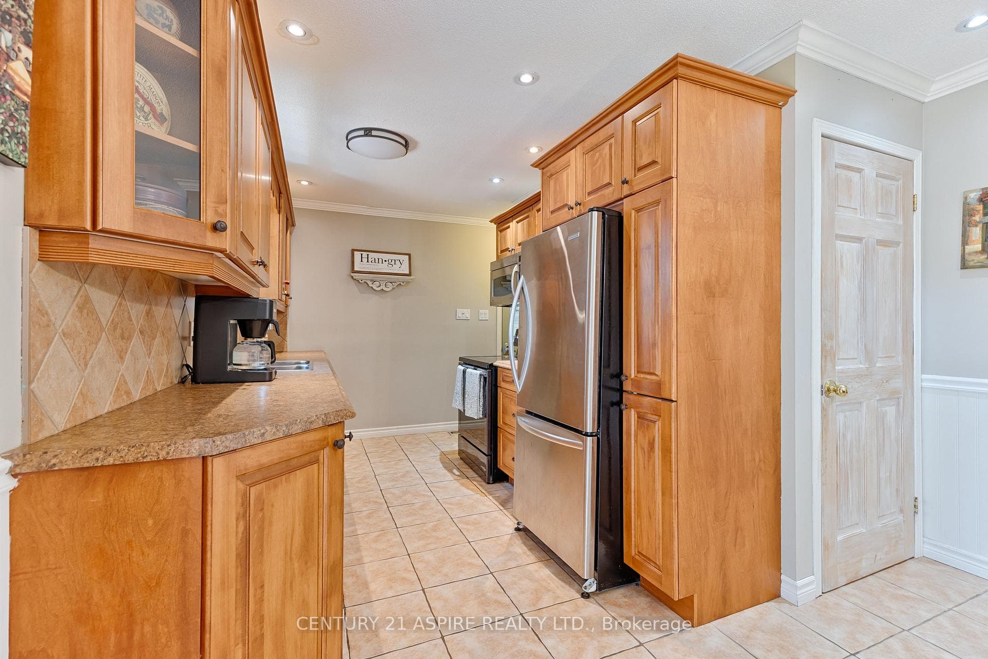 22 Harris Crescent photo 12