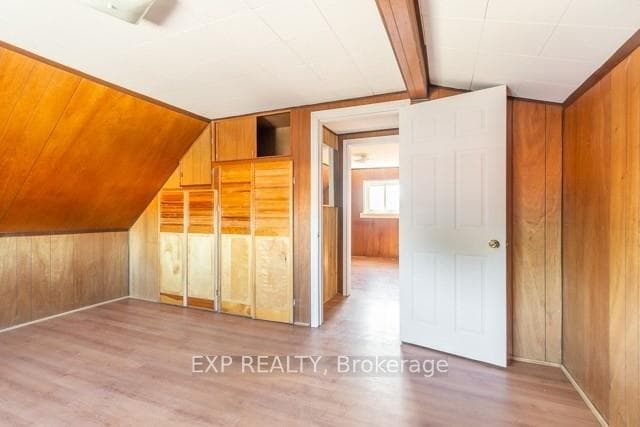 99 Sanford Avenue photo 12