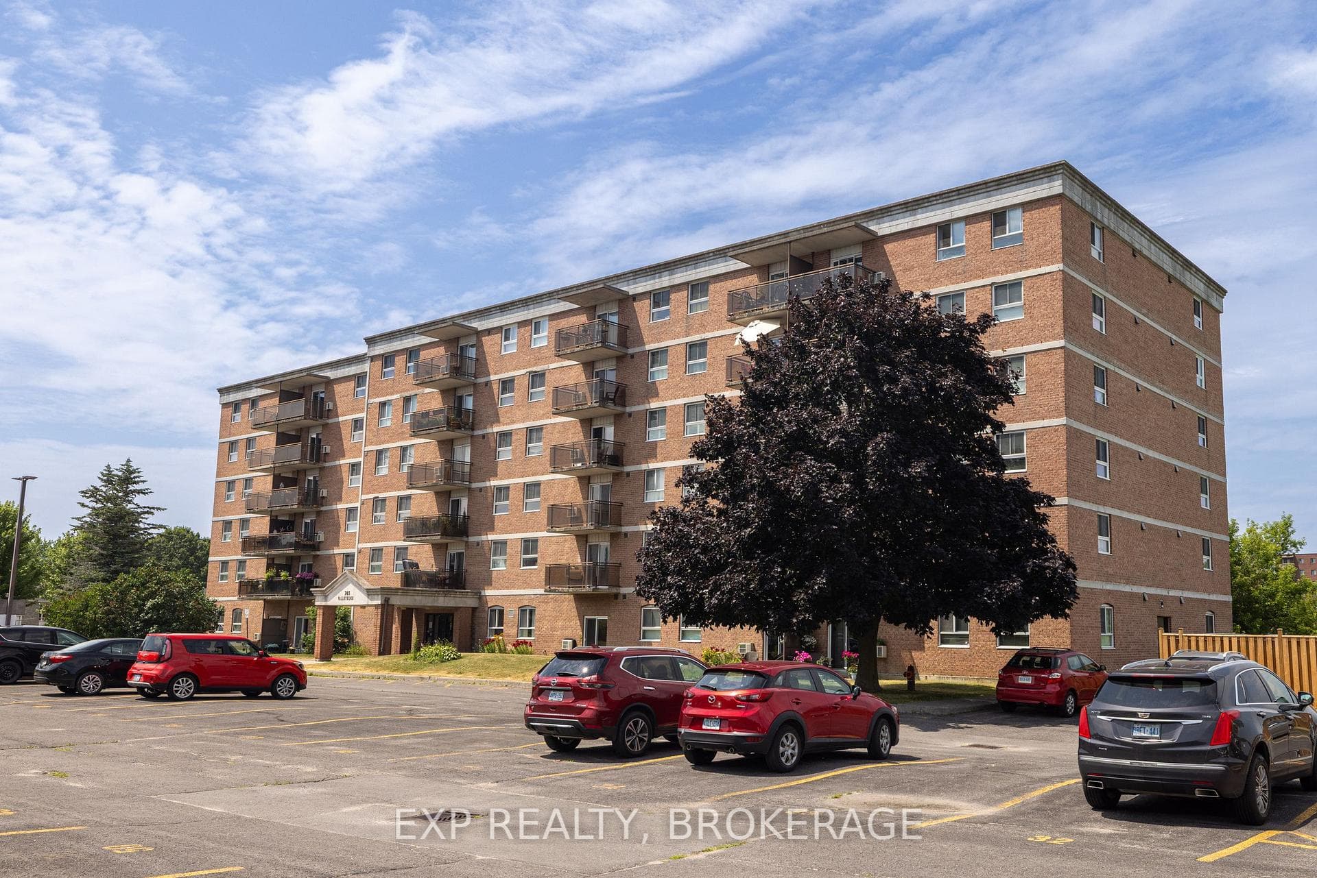 745 Davis Drive Unit 401 photo 27